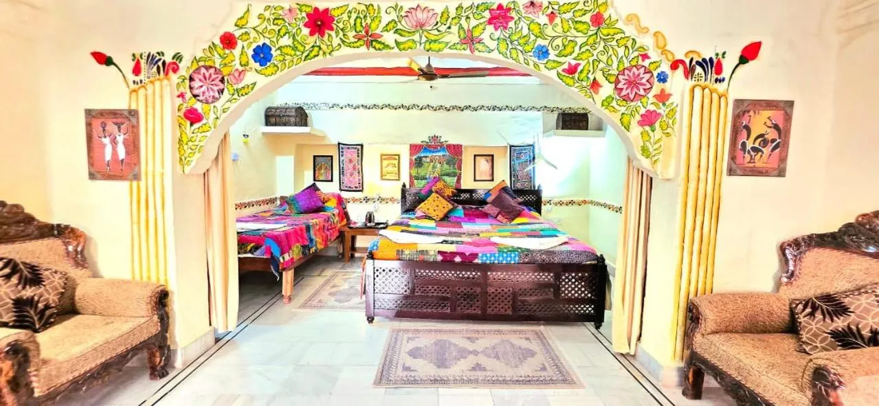 Bedroom, Bed in Jodhpur Heritage Haveli Guest House