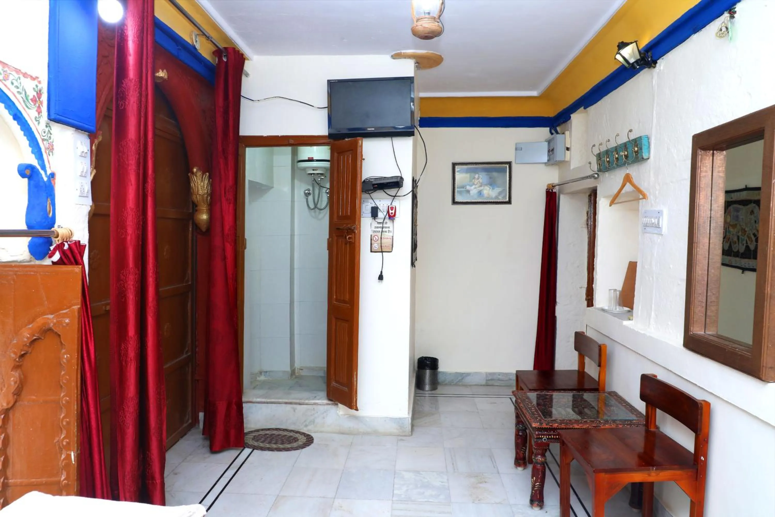 Living room in Jodhpur Heritage Haveli Guest House