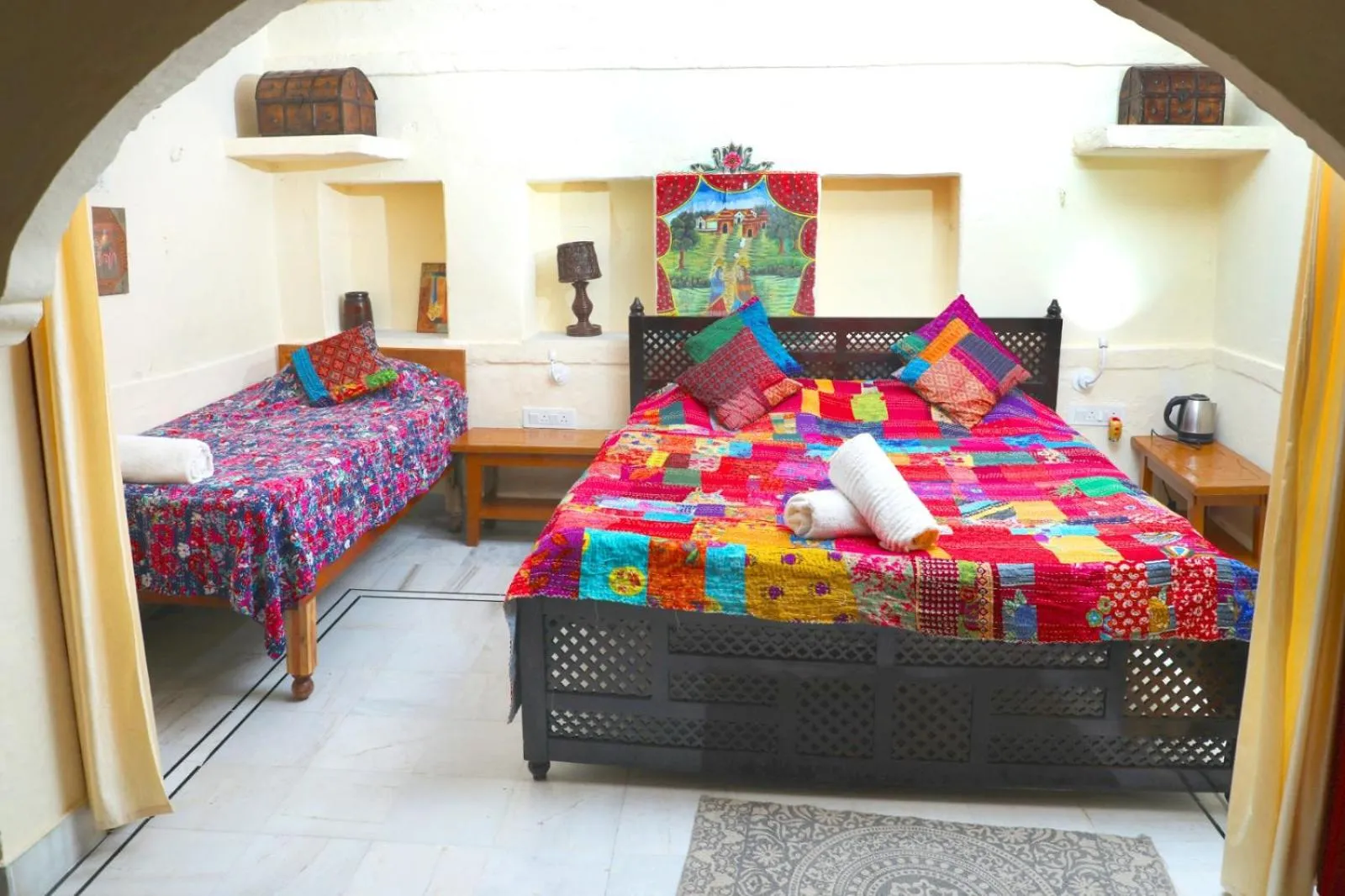 Bedroom, Bed in Jodhpur Heritage Haveli Guest House