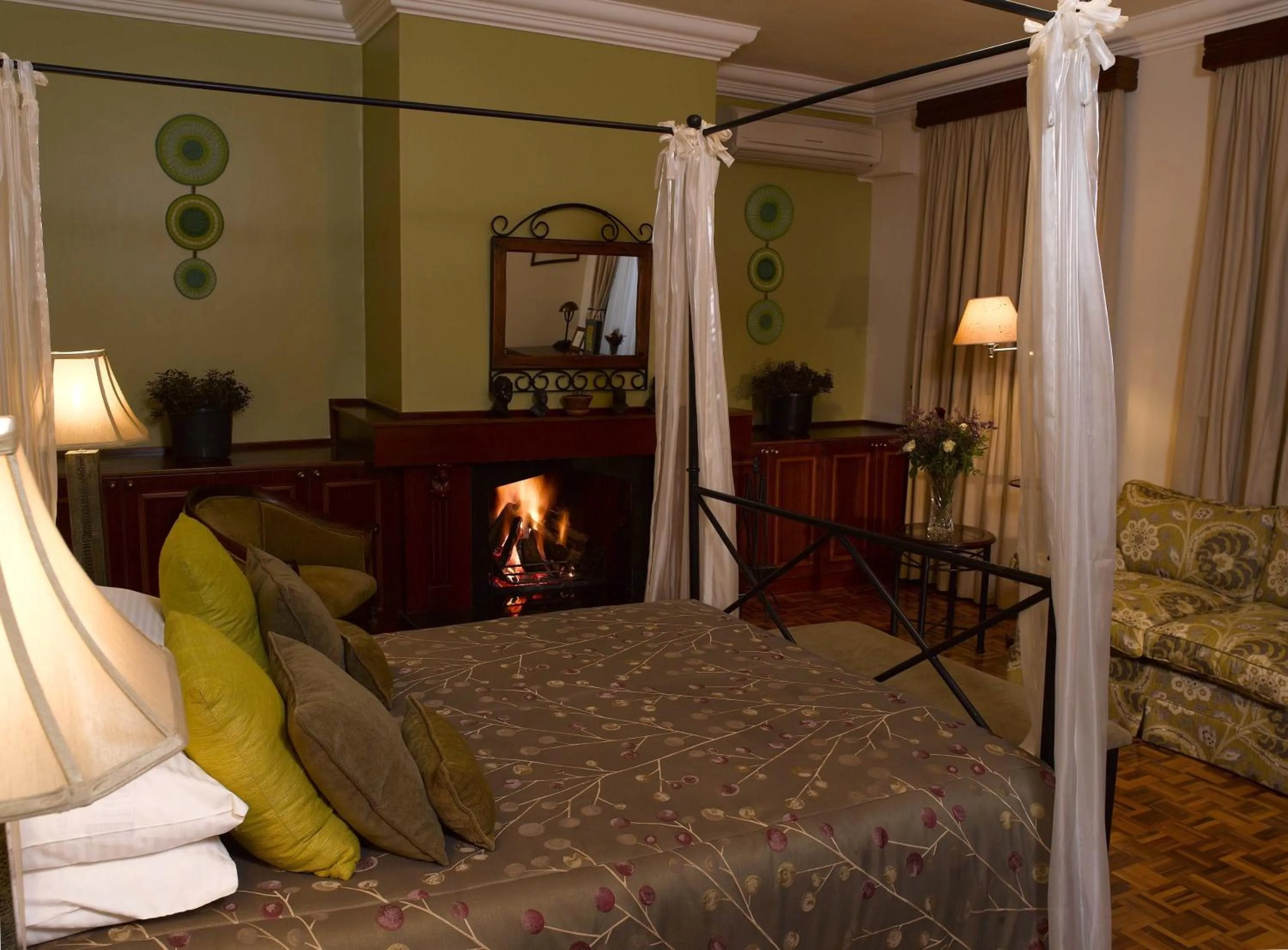 Bathroom in House of Waine