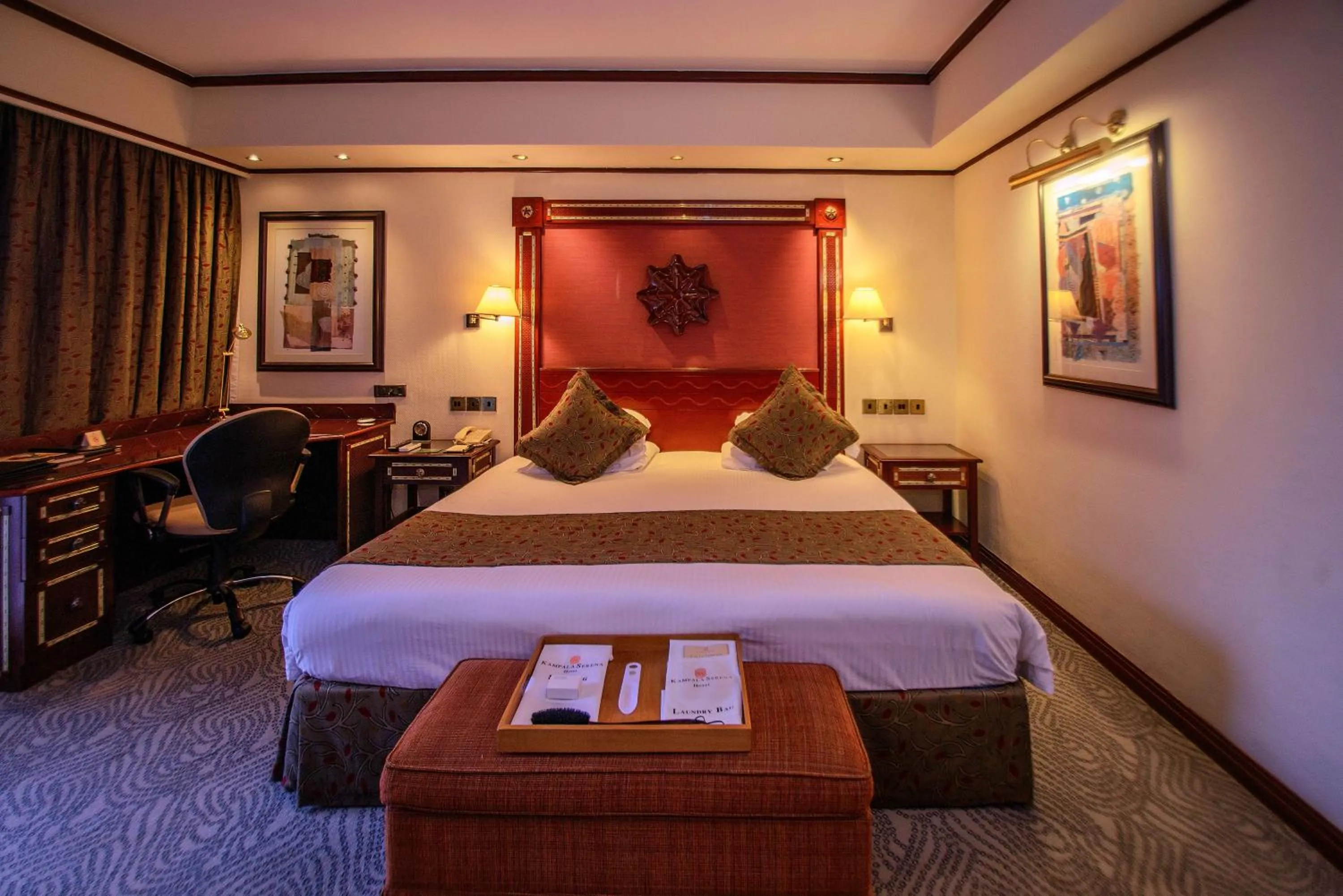 Deluxe Room in Kampala Serena Hotel