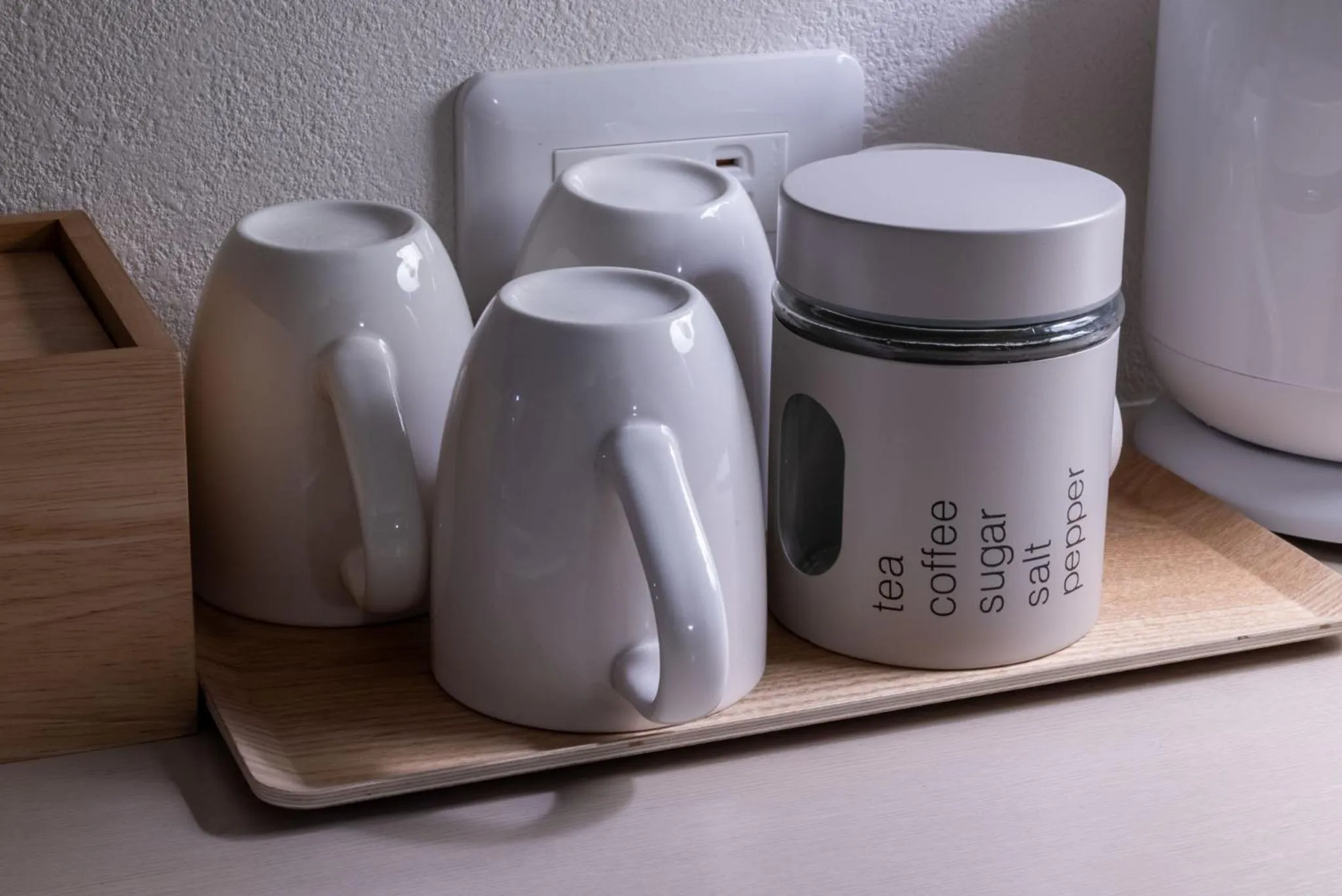 Coffee/tea facilities in Plaza In Miyakojima hotel