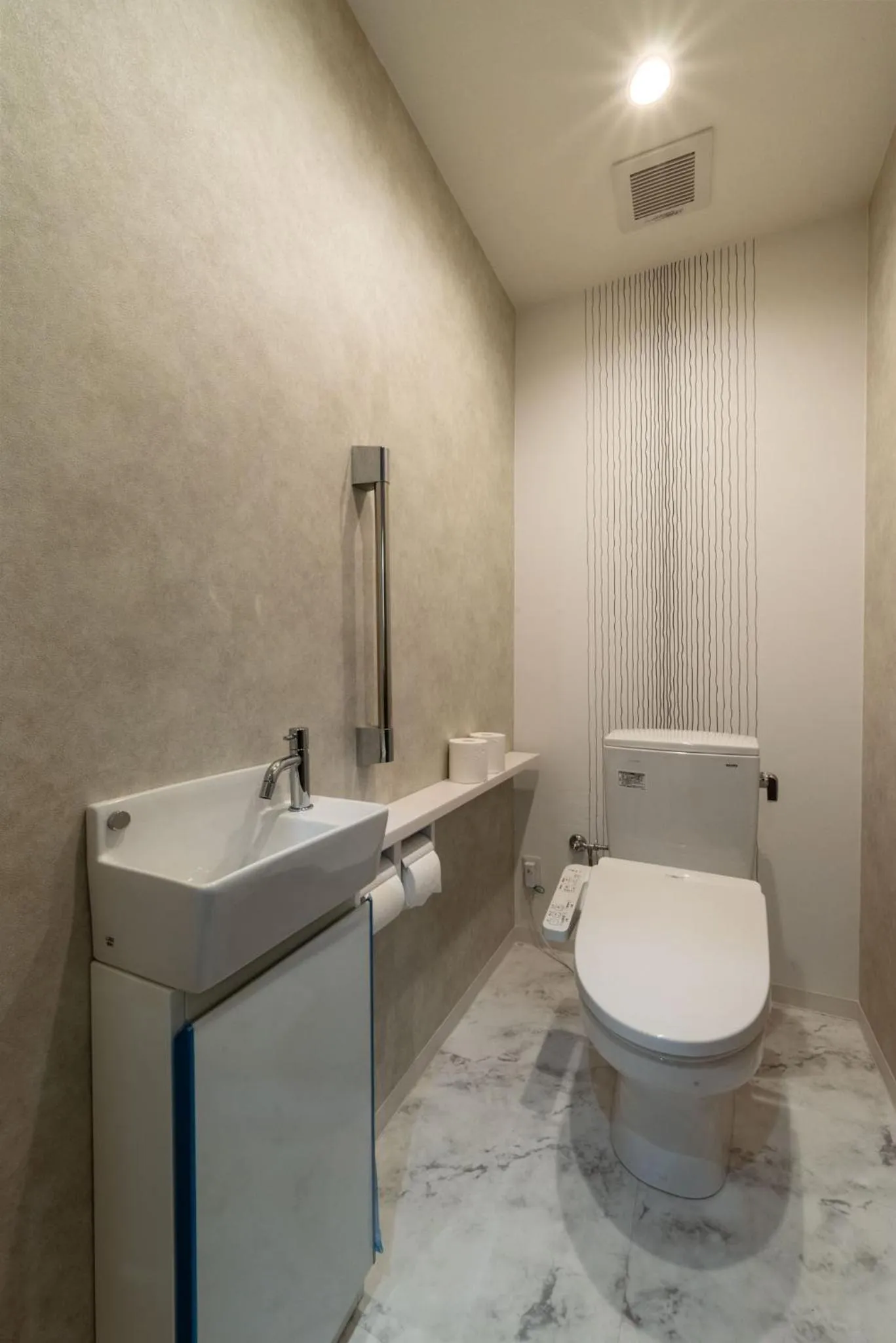 Toilet in Plaza In Miyakojima hotel