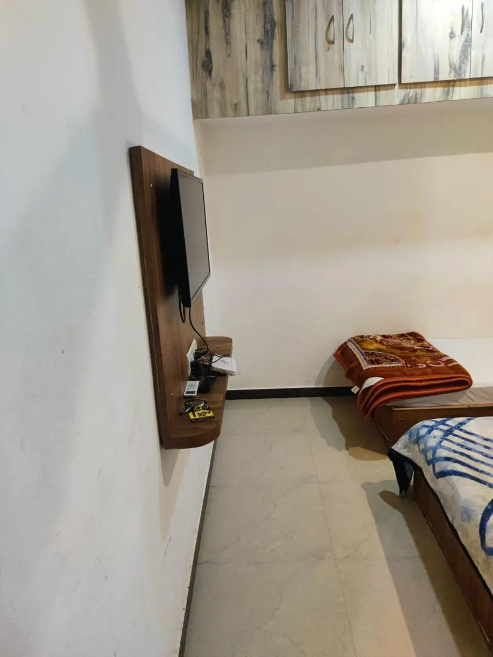 Bed in Hotel amritam inn