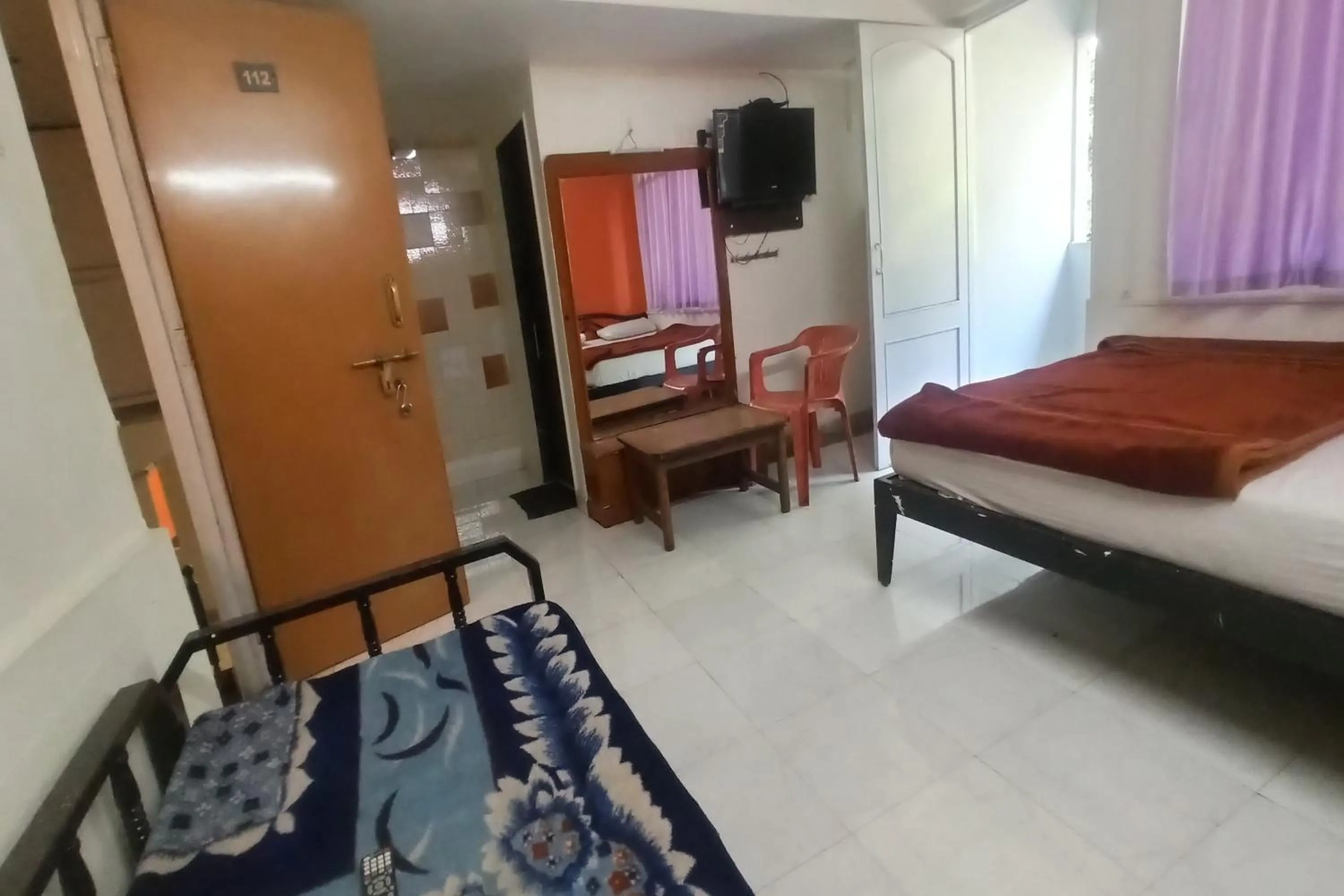 Bed in Hotel Blue Heaven