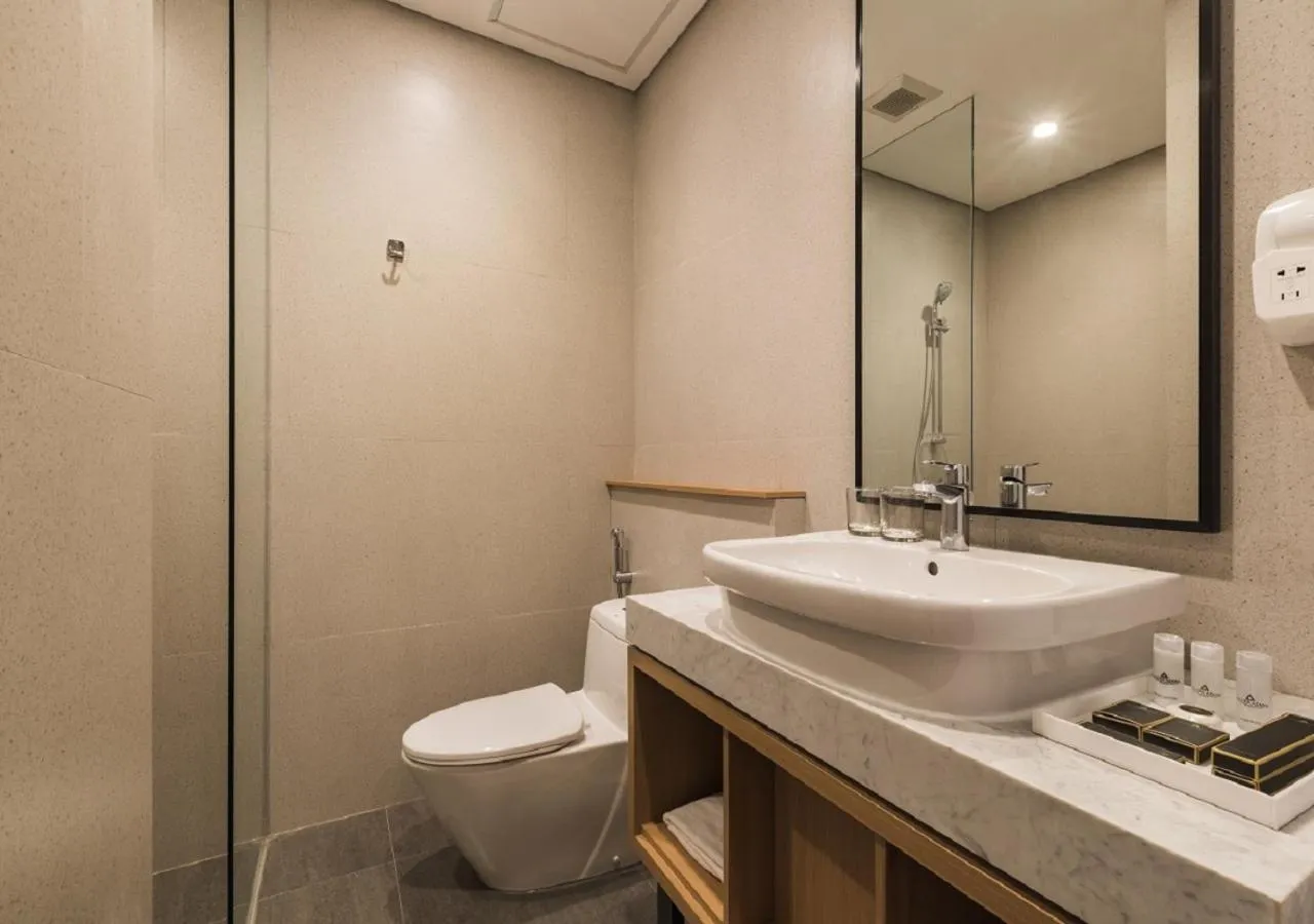 Bathroom in Allura Azana Resort Tawangmangu