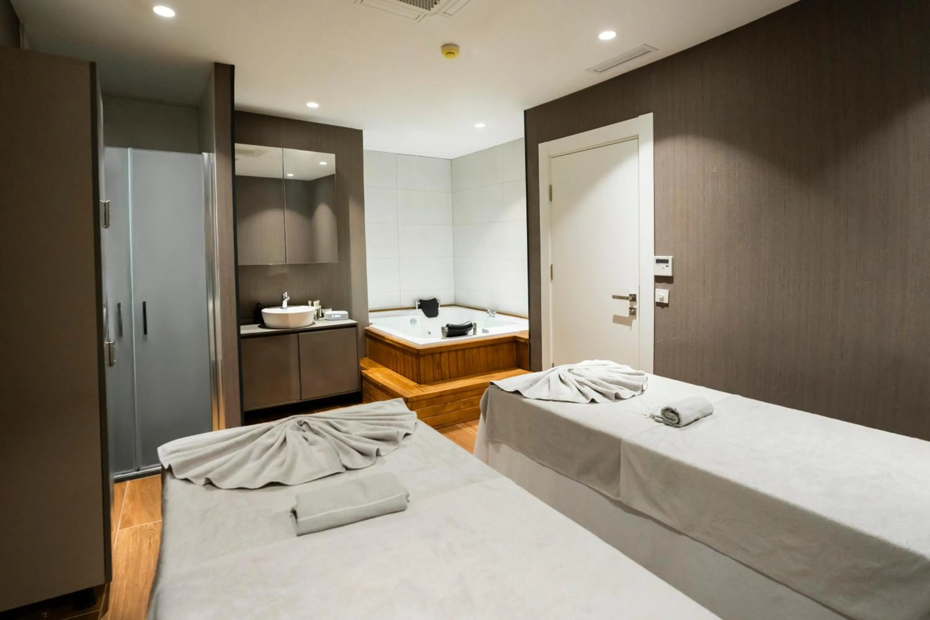 Massage, Bed in Riva Hotel Nişantaşı