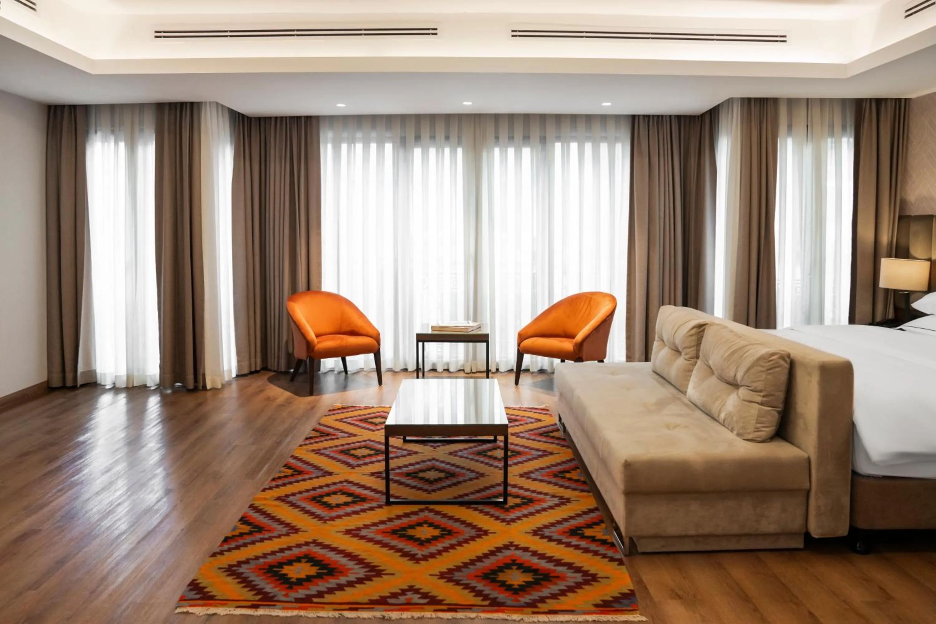 Seating area, Bed in Riva Hotel Nişantaşı