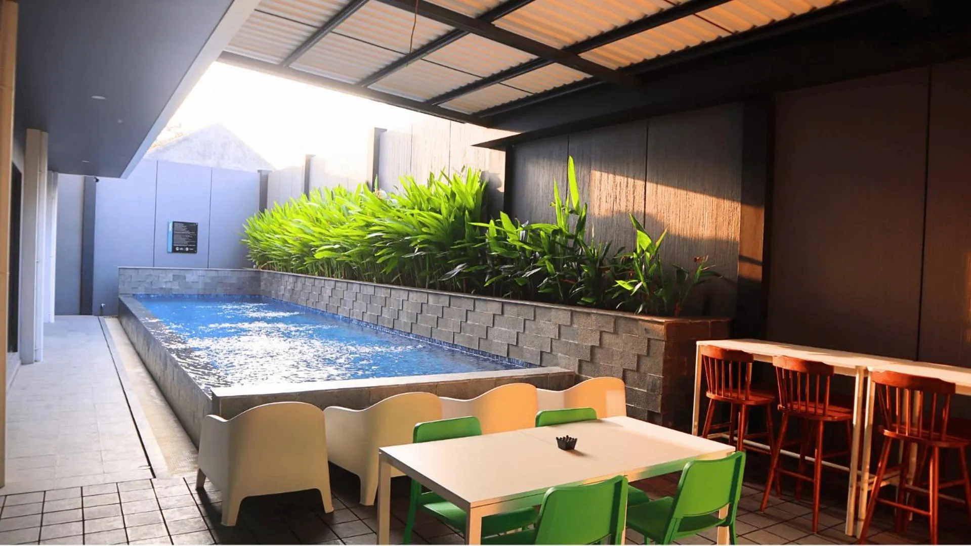 Swimming pool in VNC Alam Sutera Hotel Powered by Archipelago