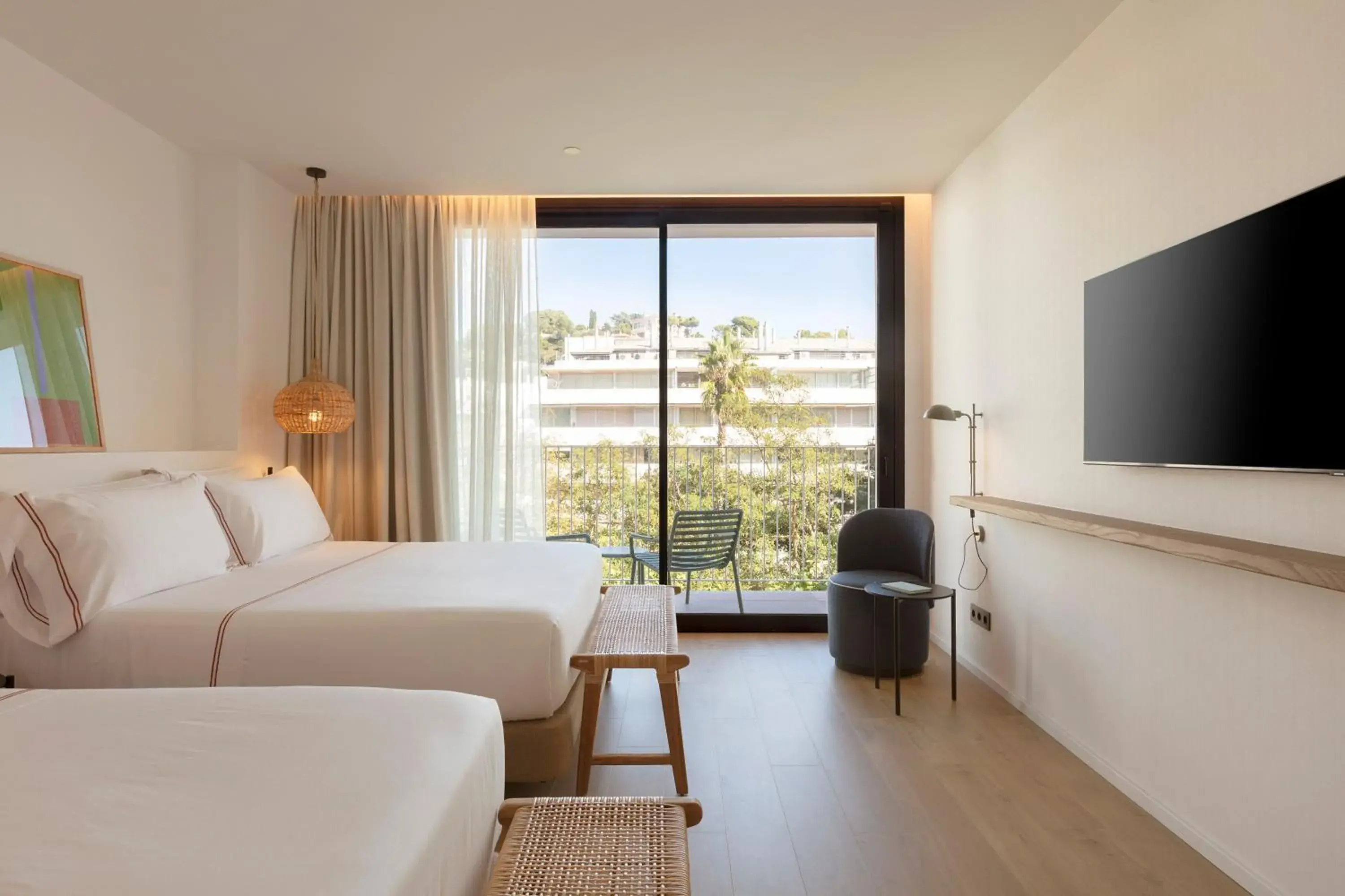 Quadruple Room with Mountain View in Elisabeth by the Sea Hotel Quadruple Room with Mountain View in Elisabeth by the Sea Hotel