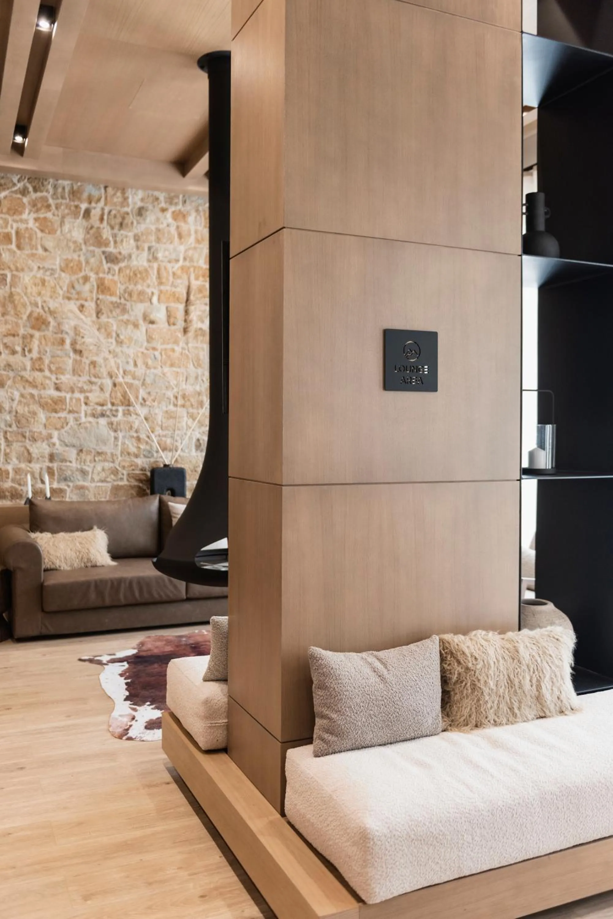 Seating area, Bed in Revi Mountain Resort Boutique Hotel