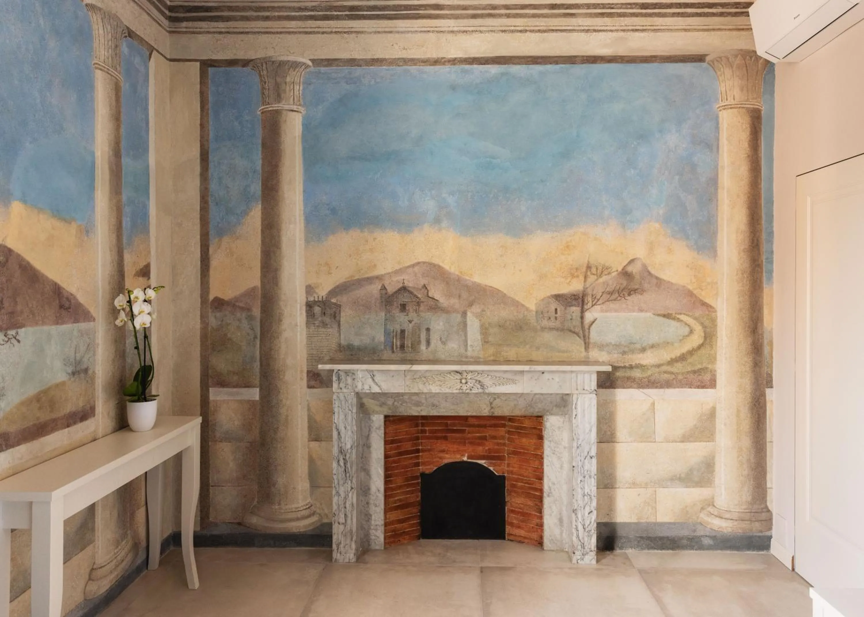 Bedroom in Prato dei Miracoli Residenza d'Epoca