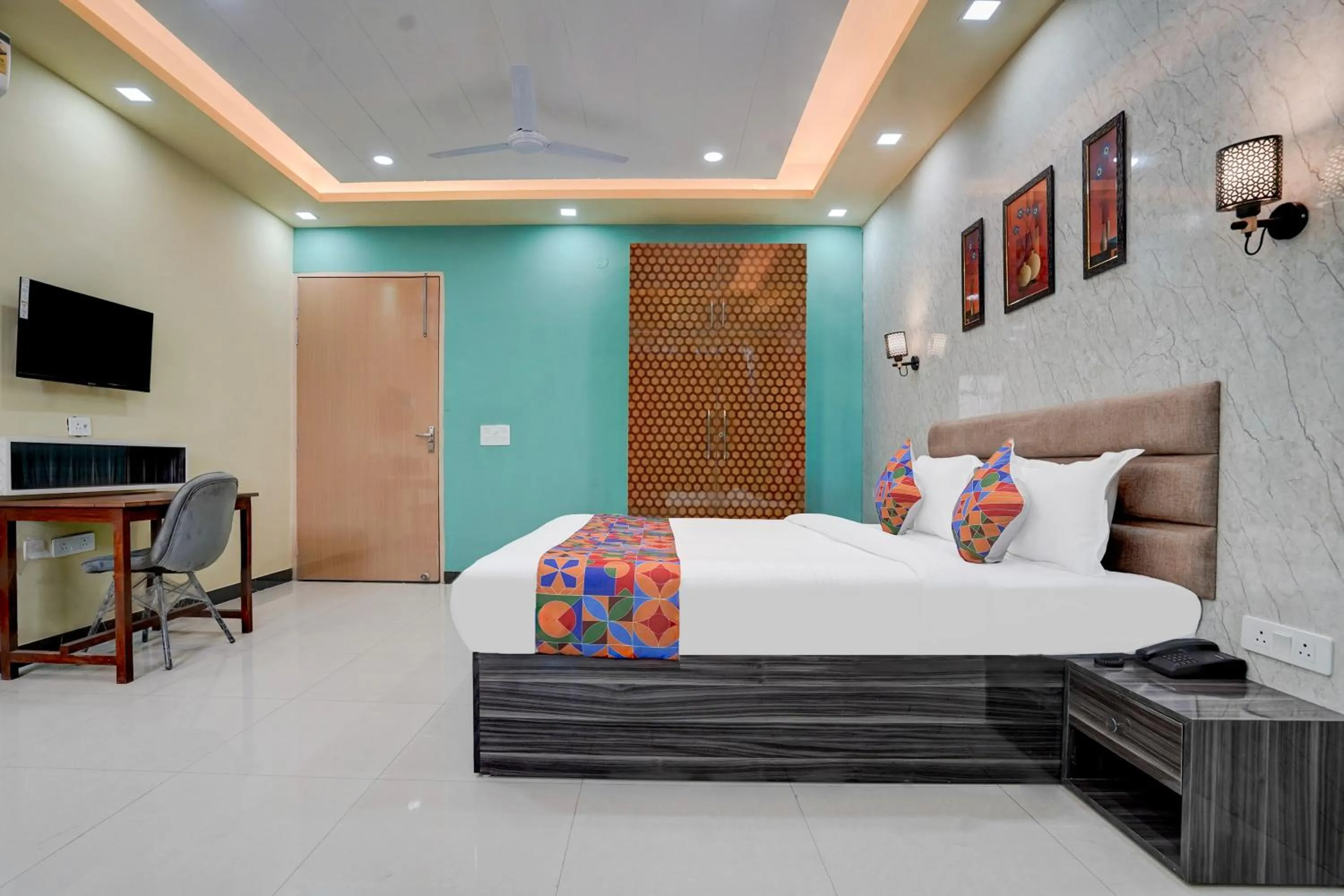 Bed in FabHotel Sky - Nr Sapphire 83 Mall, Manesar