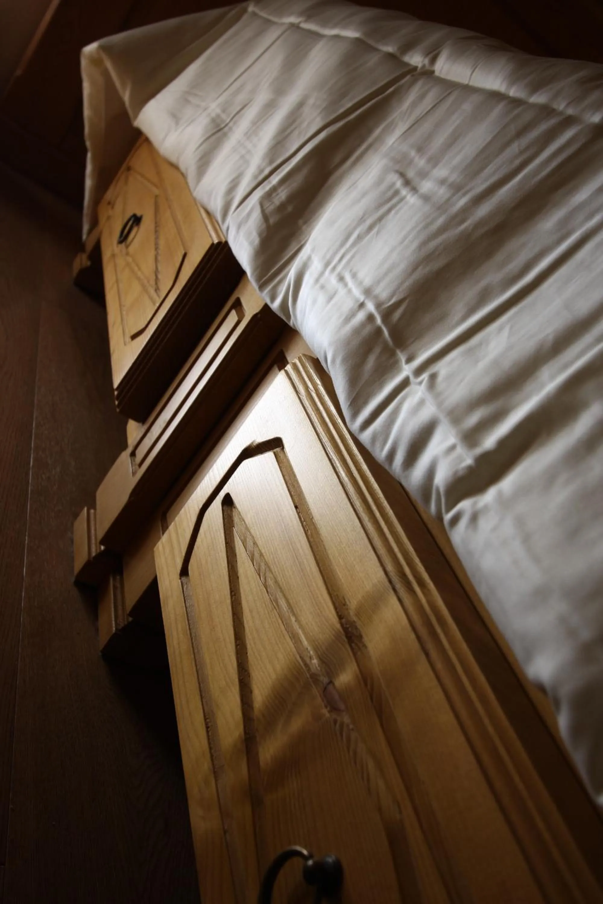 Decorative detail, Bed in Villa Giuditta Residence