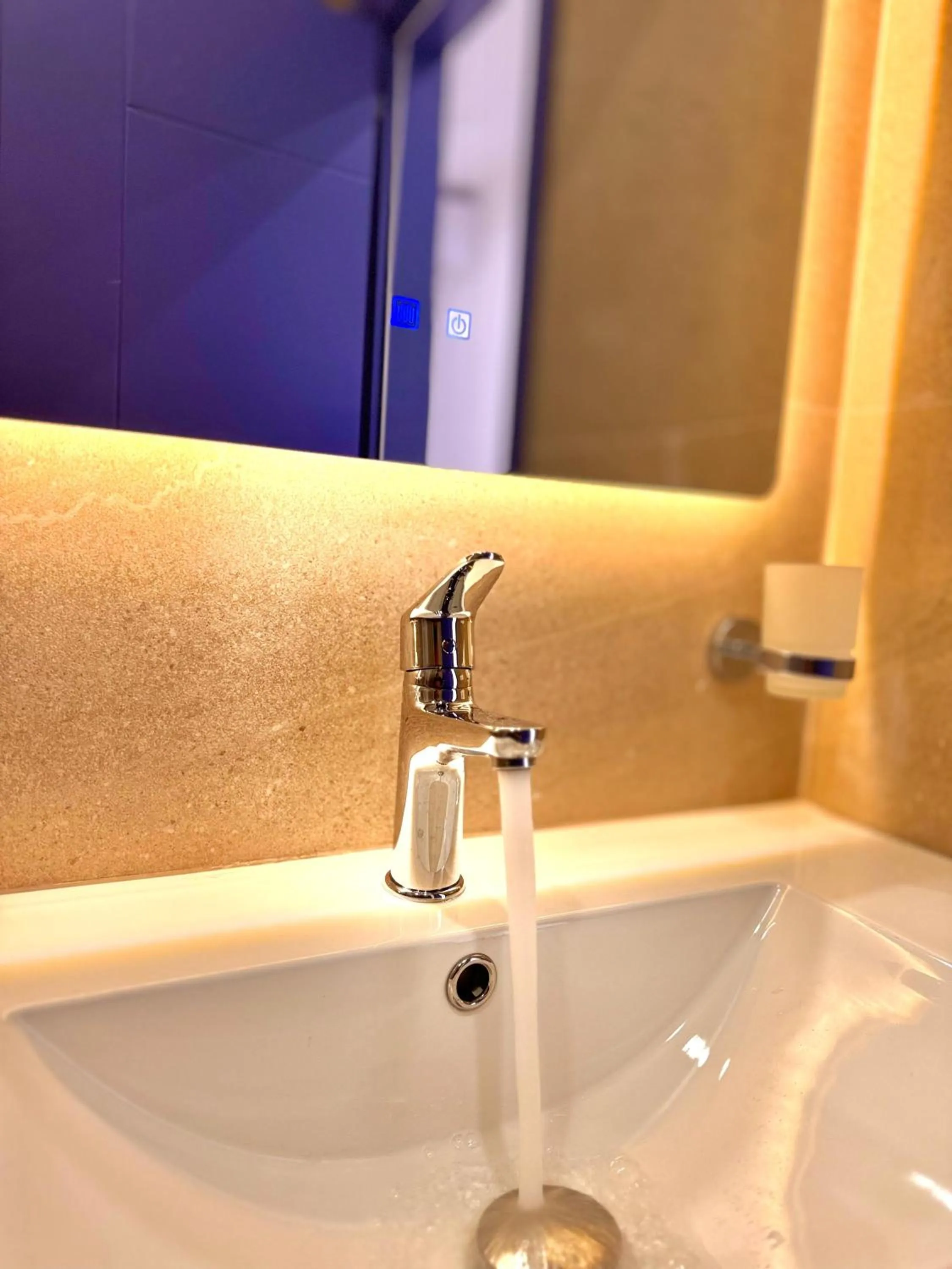 Bathroom in Elite Apartments