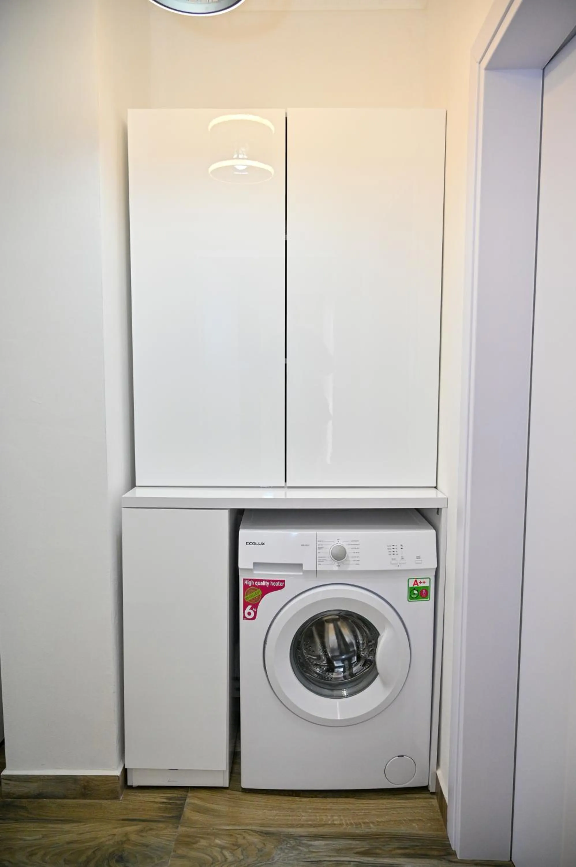 wardrobe in Elite Apartments