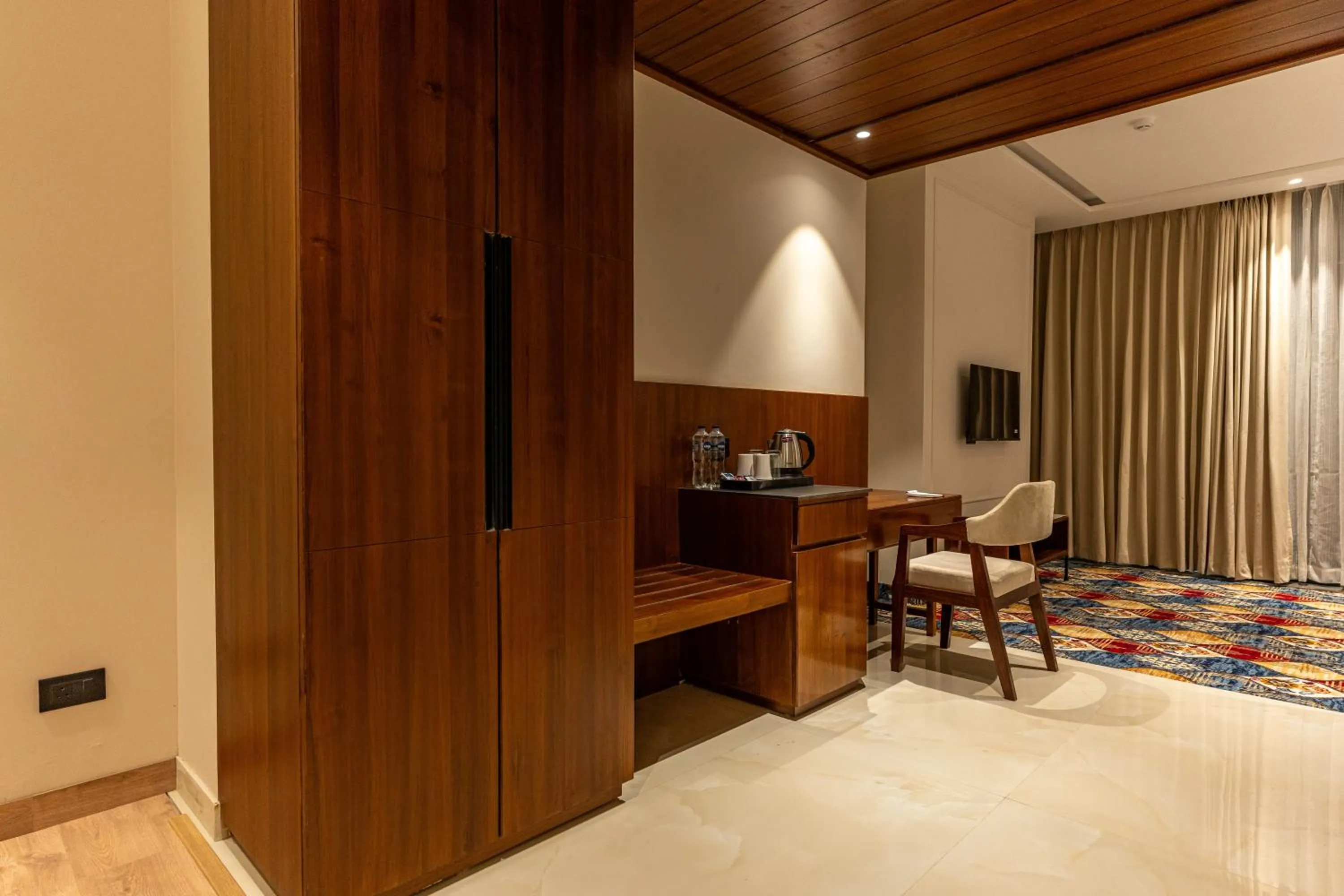 Living room in City Klyde Inn