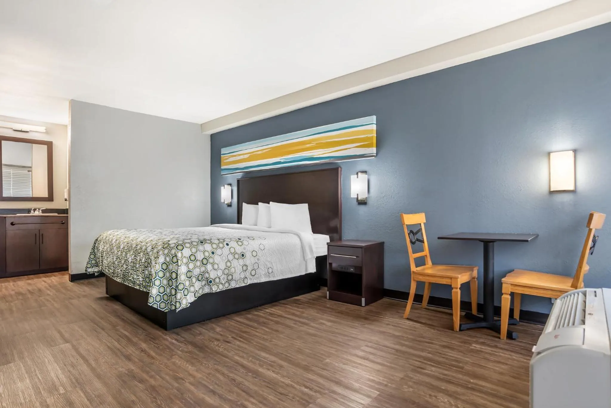 Photo of the whole room, Bed in HomeTowne Studios by Red Roof Montgomery - Midtown