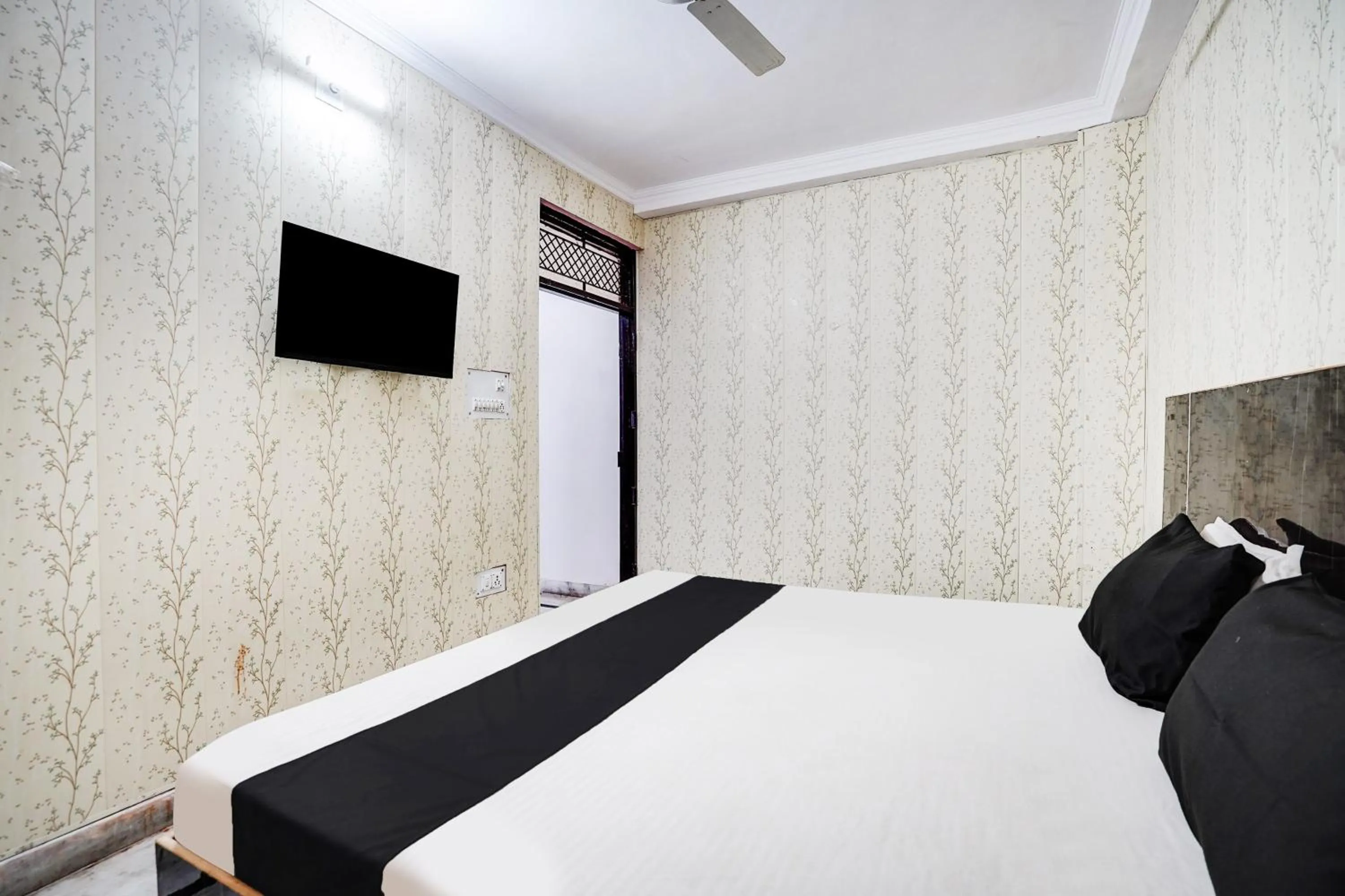 Bedroom, Bed in Hotel O R S Residency
