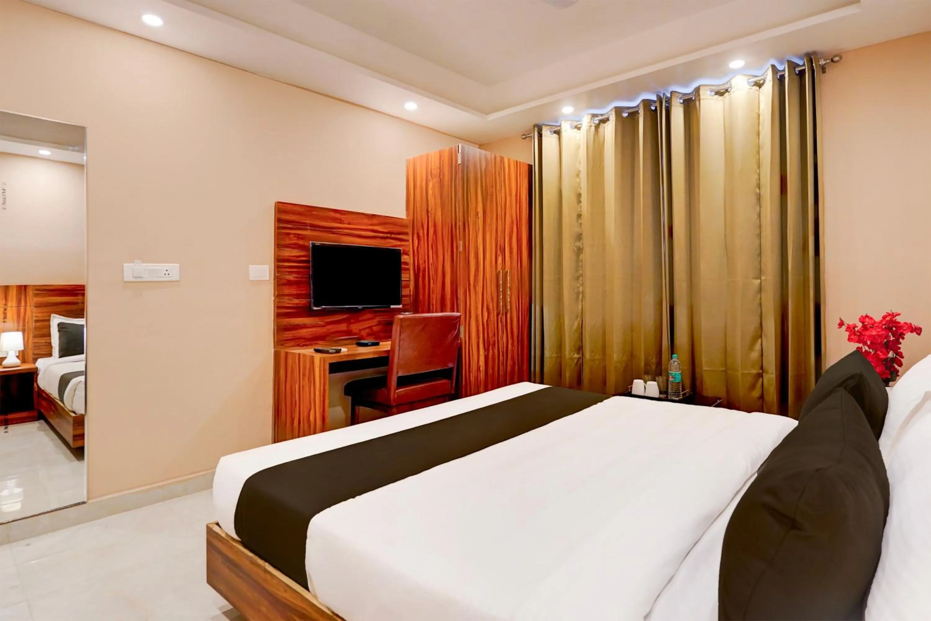 Bedroom, Bed in Super Townhouse Alwar Formerly Hotel Lindo Lugar