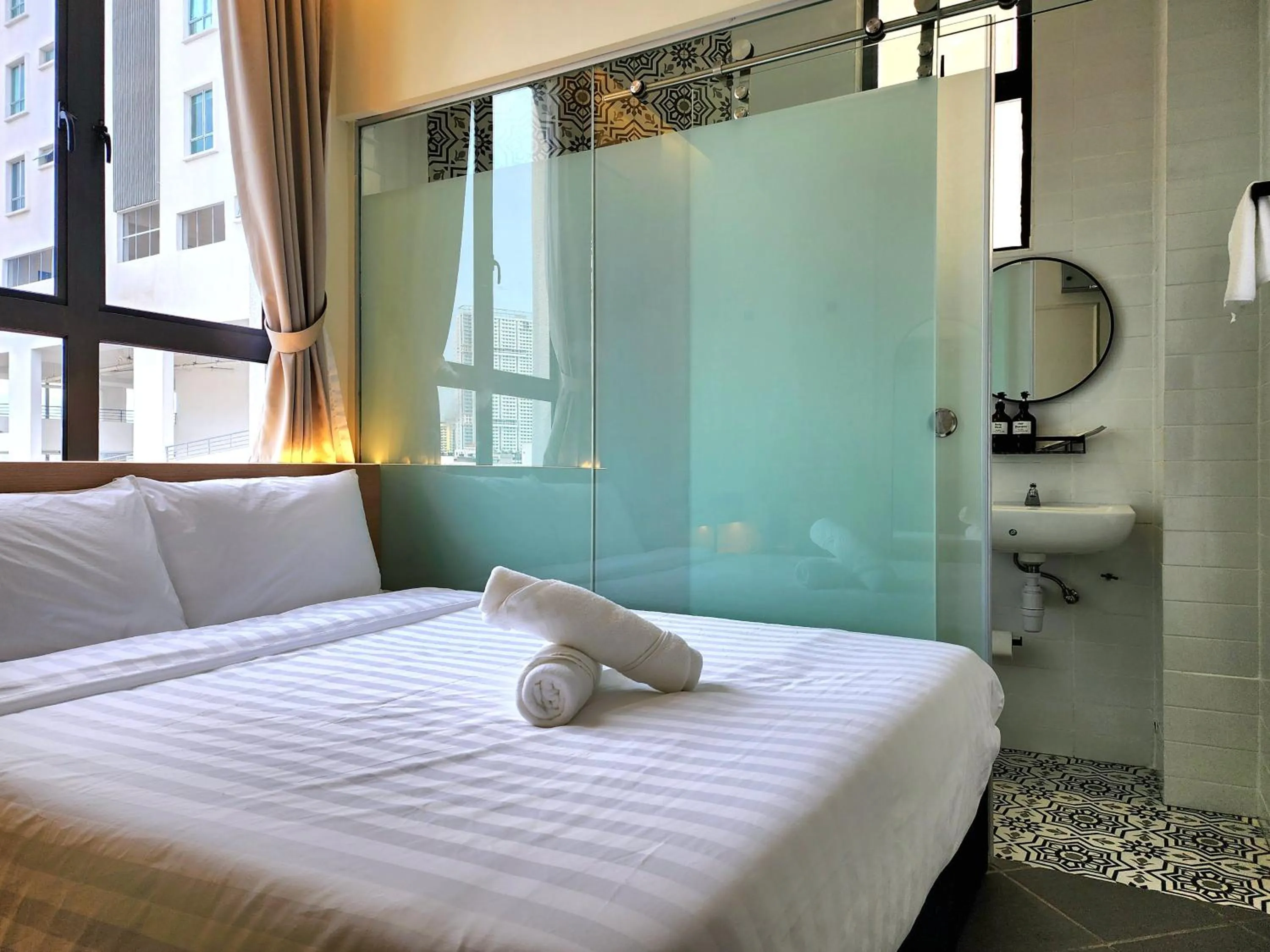 Bed in Georgetown AY Hotel