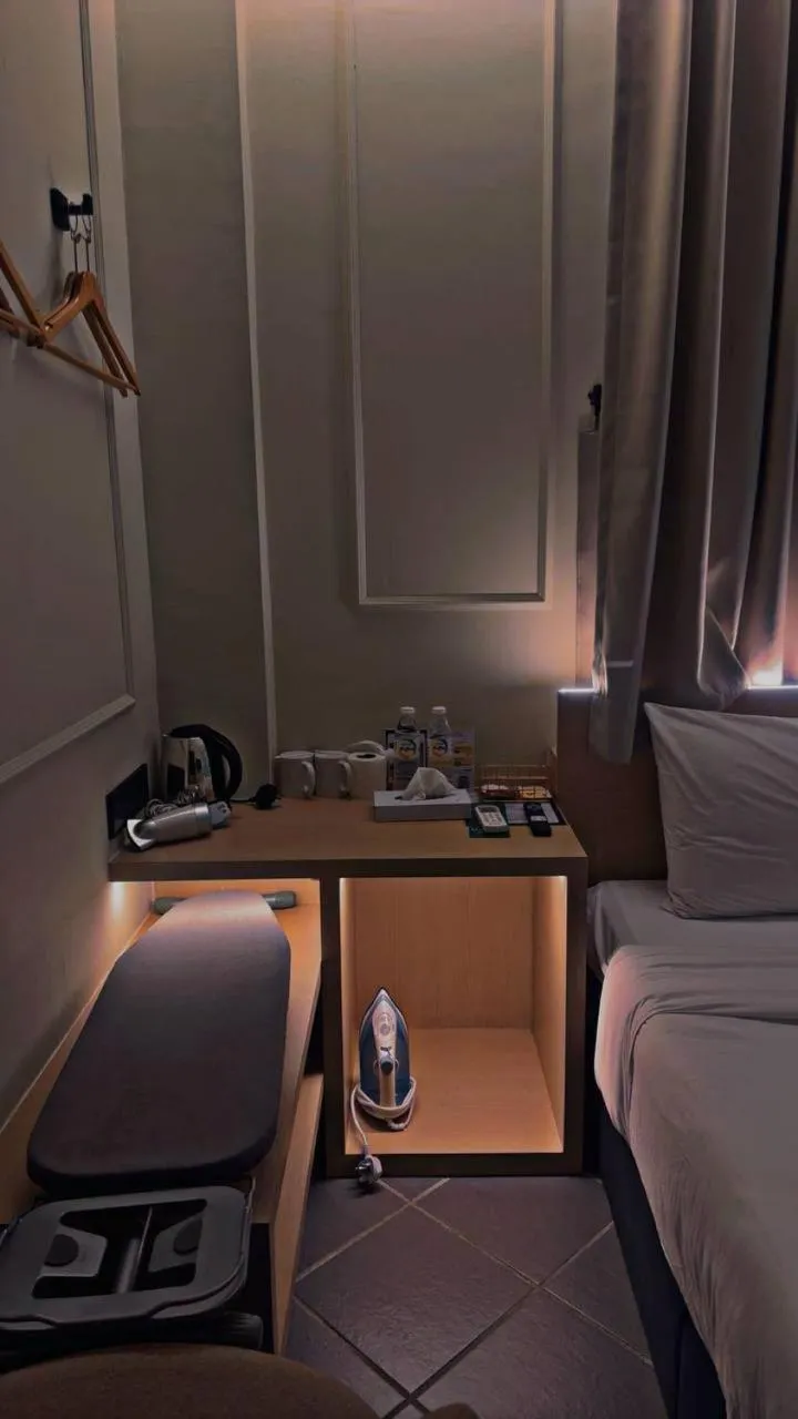 Coffee/tea facilities, Bed in Georgetown AY Hotel