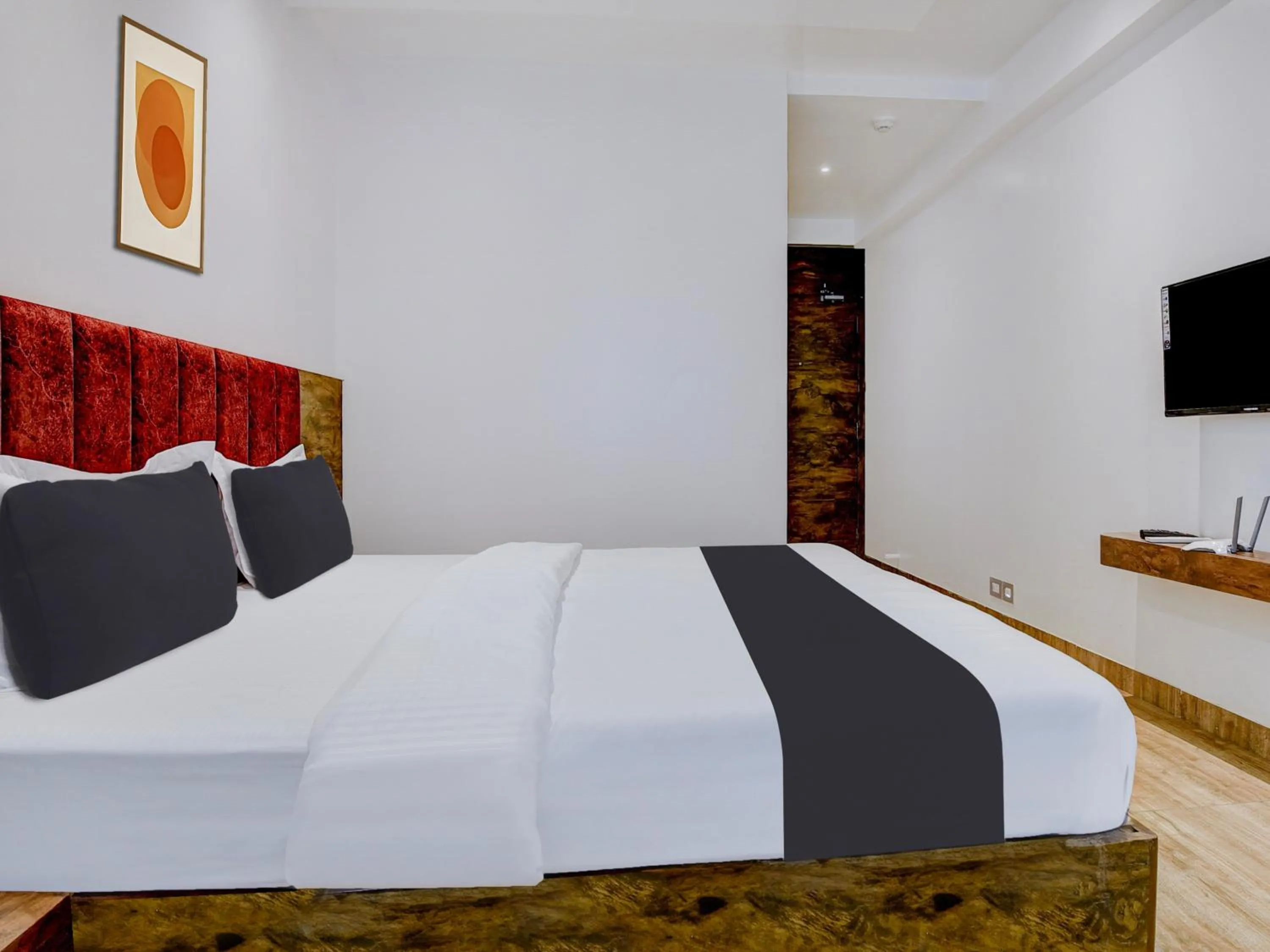 Bedroom, Bed in Super Townhouse Madgaon