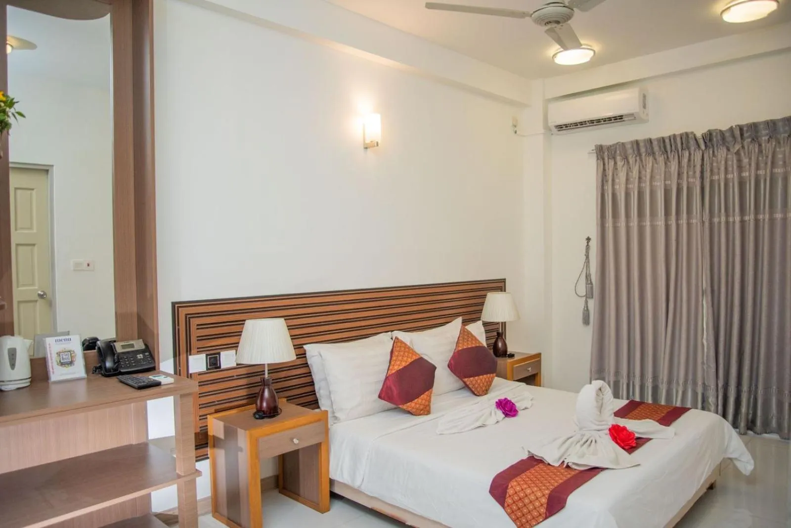 Bed in HS Miracle Grand