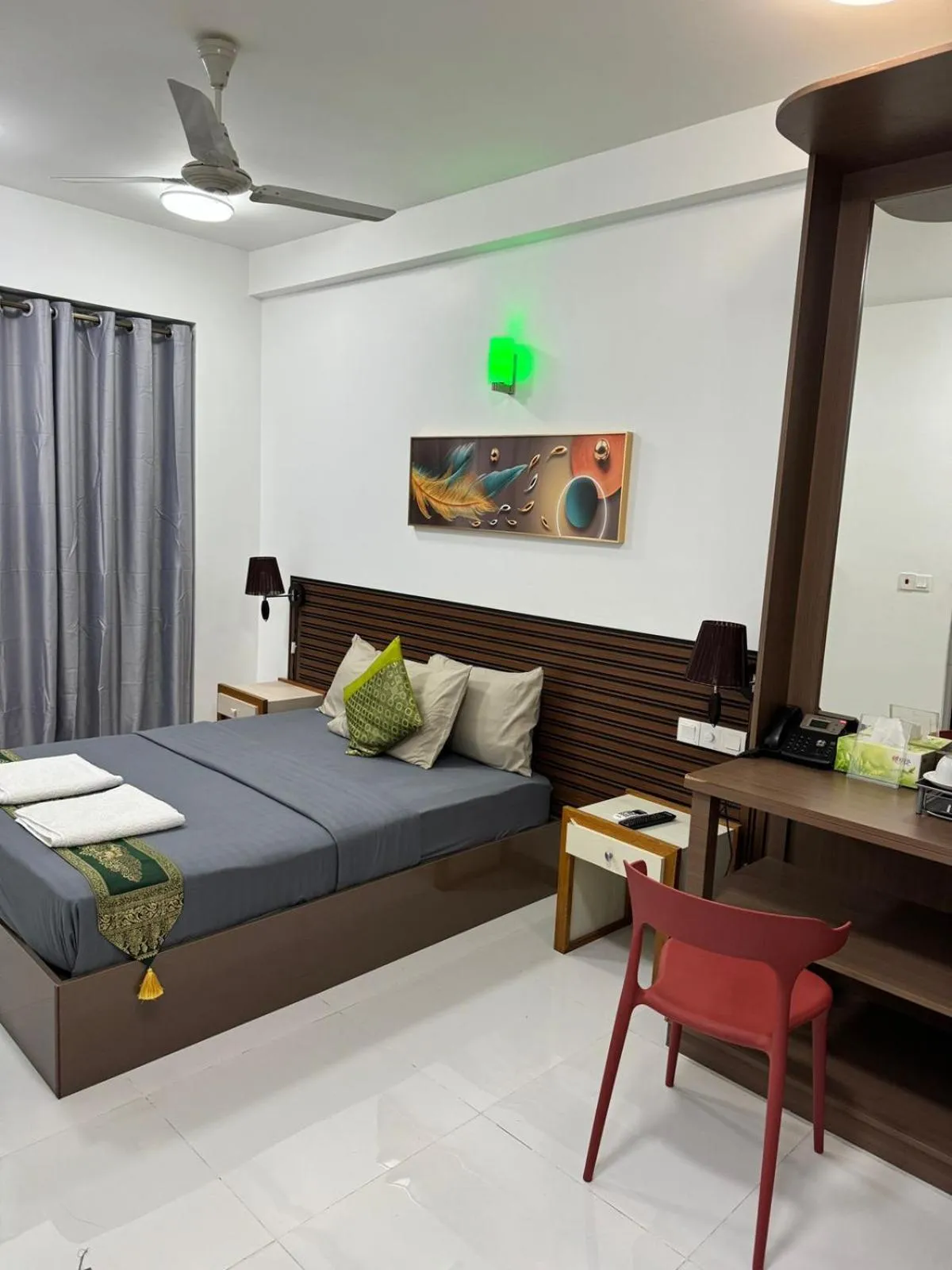 Bed in HS Miracle Grand