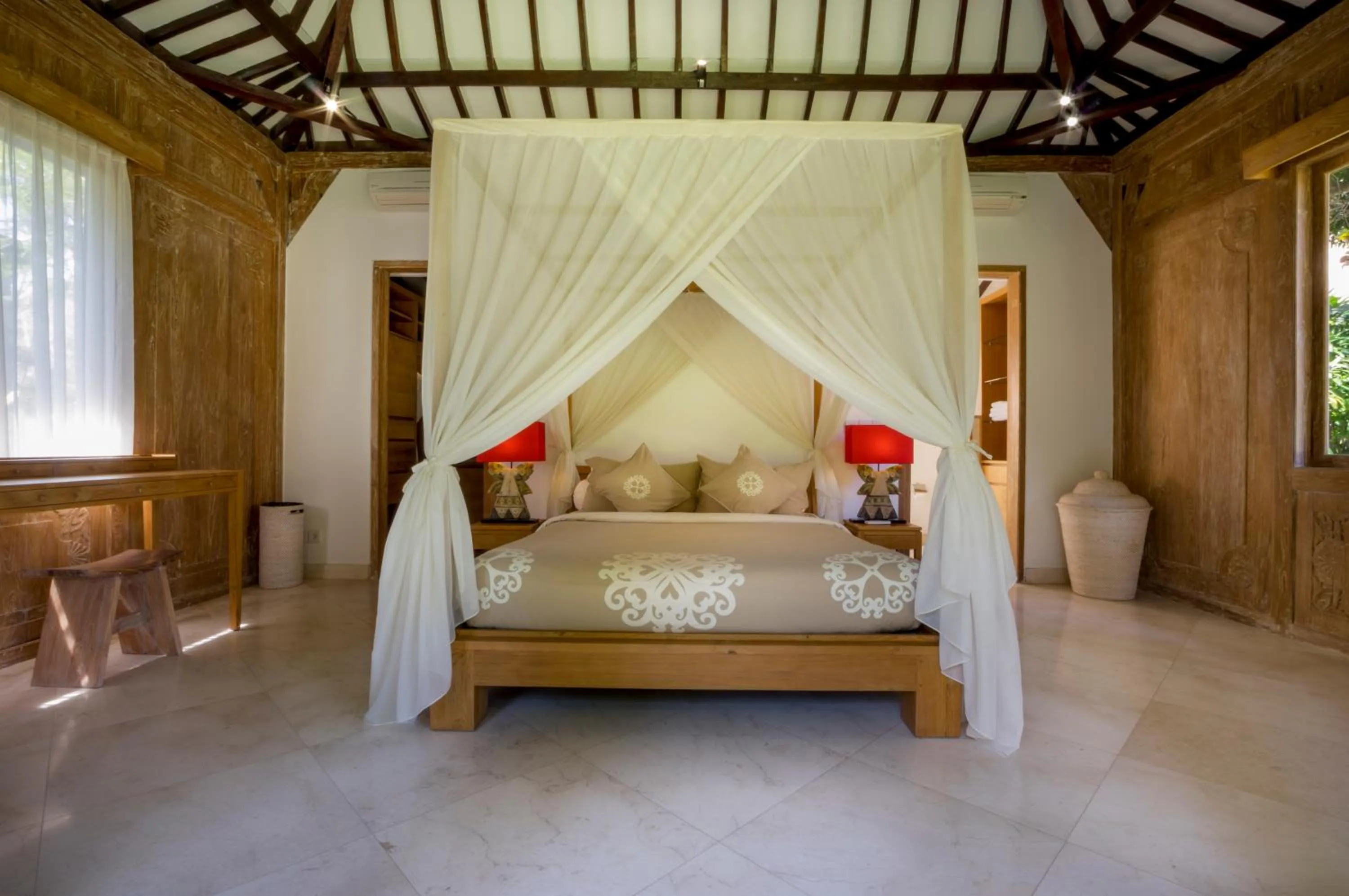 Bed in Akilea Luxury Villas