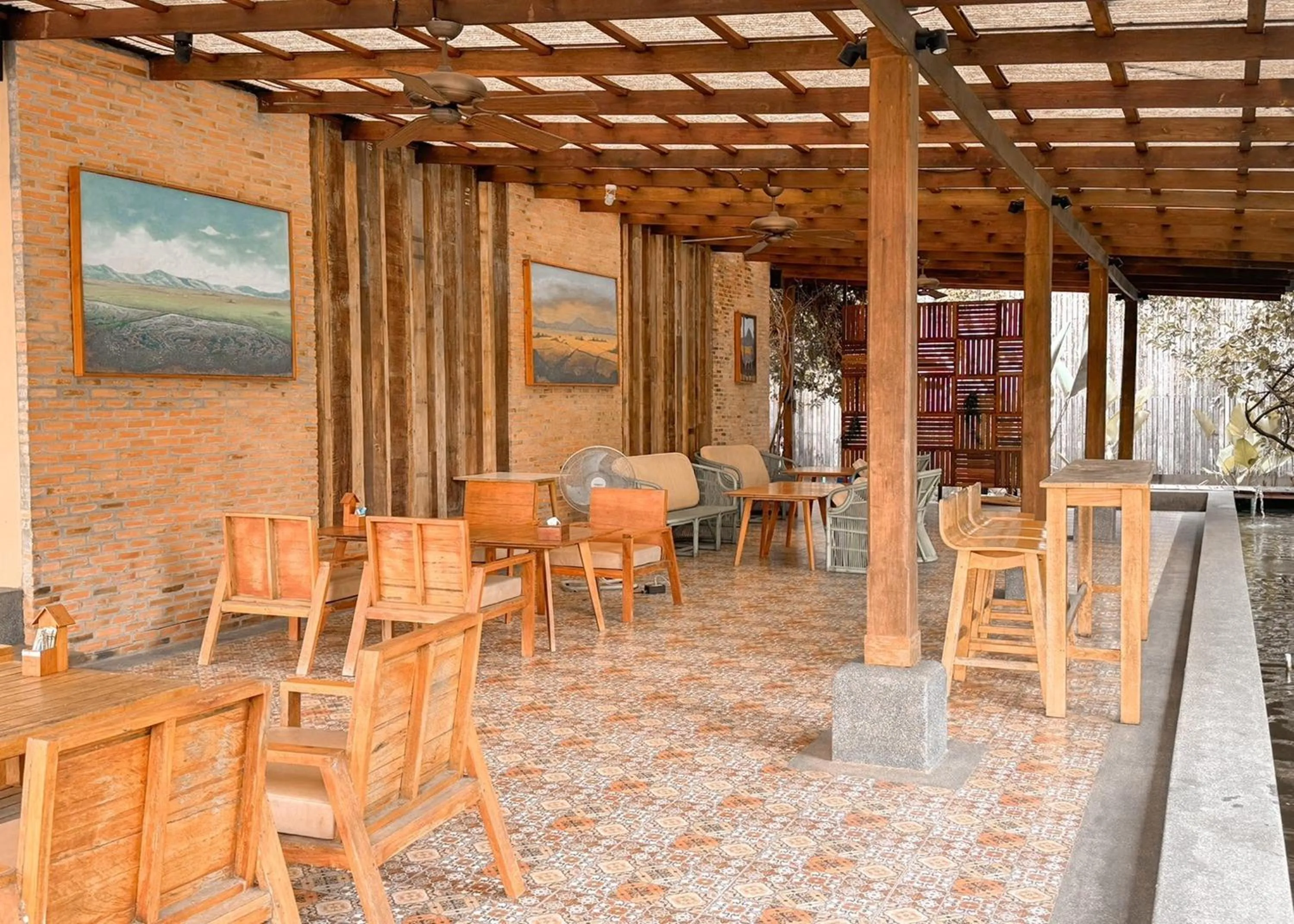 Restaurant/places to eat in Karina Resort Chiang Mai