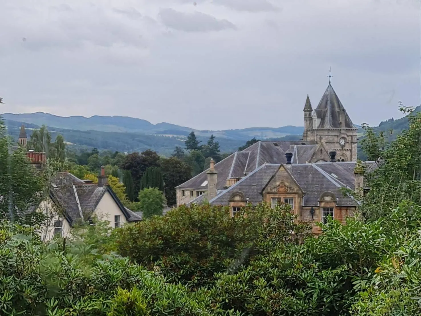 Nearby landmark in Wellwood Manor