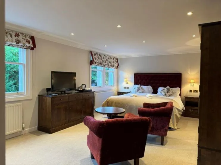 Bed in Wellwood Manor