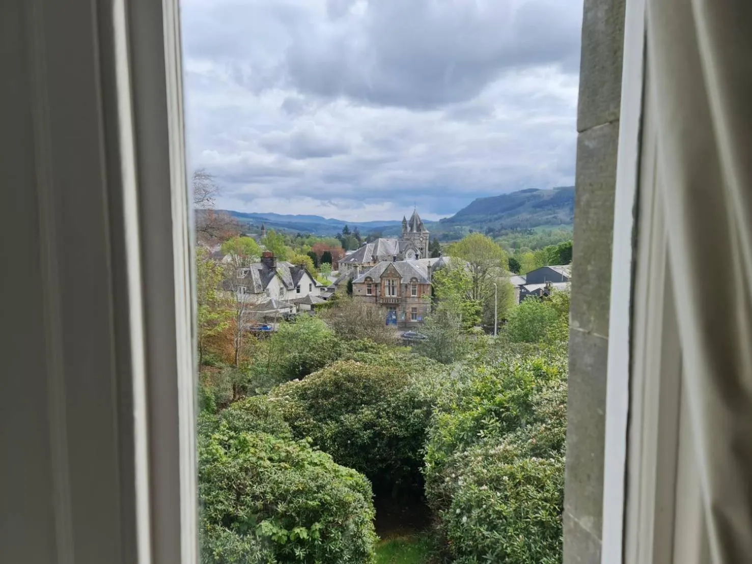 Nearby landmark in Wellwood Manor