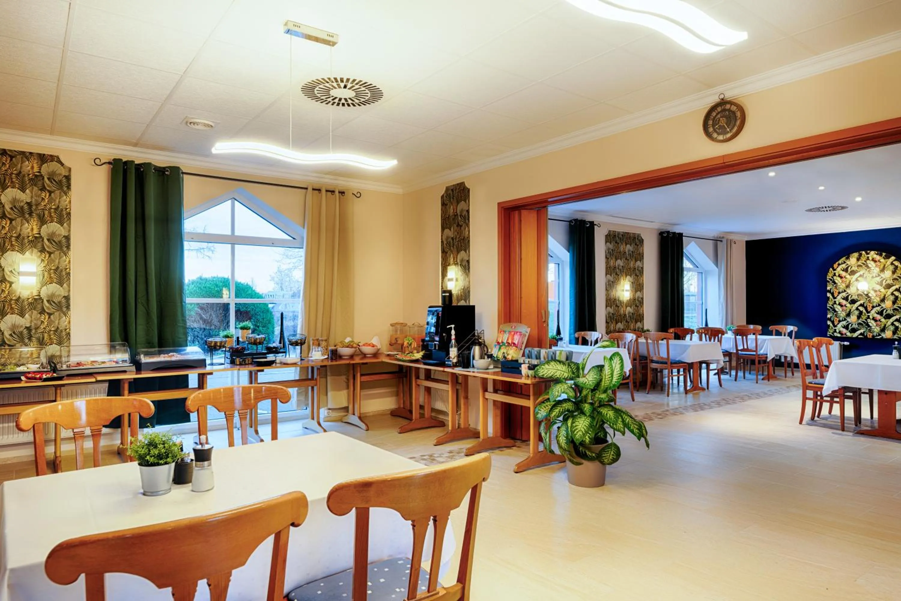 Restaurant/places to eat in Hotel Apfelblüte