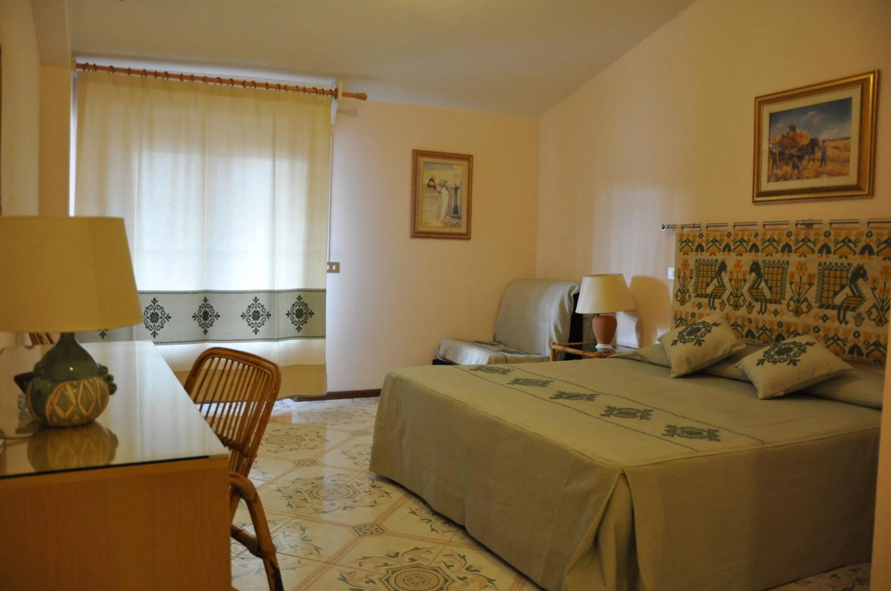 Day, Bed in Hotel L'Oasi