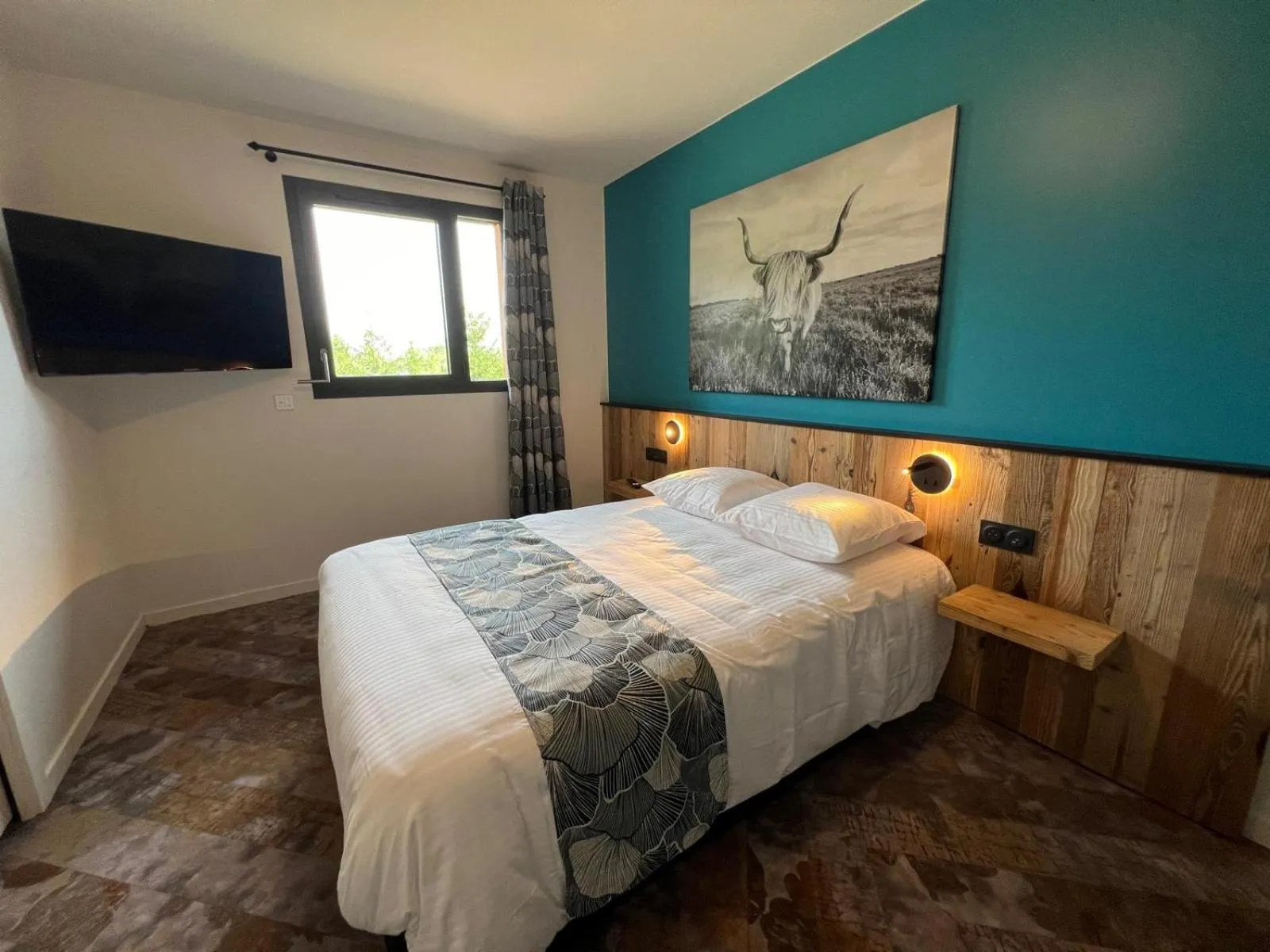 Bed in Hotel Le Belmont