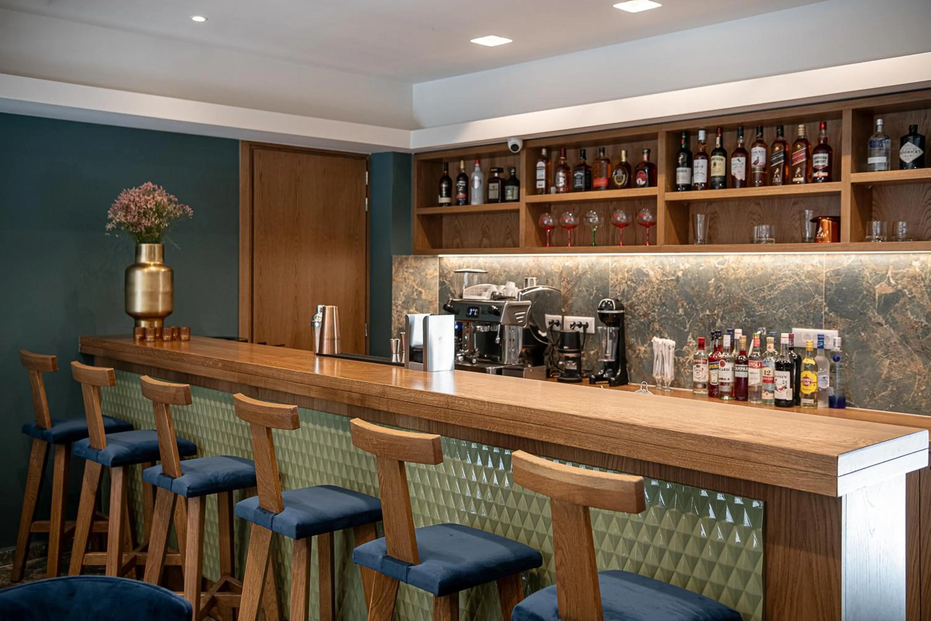 Lounge or bar in Miss Marrone City Hotel