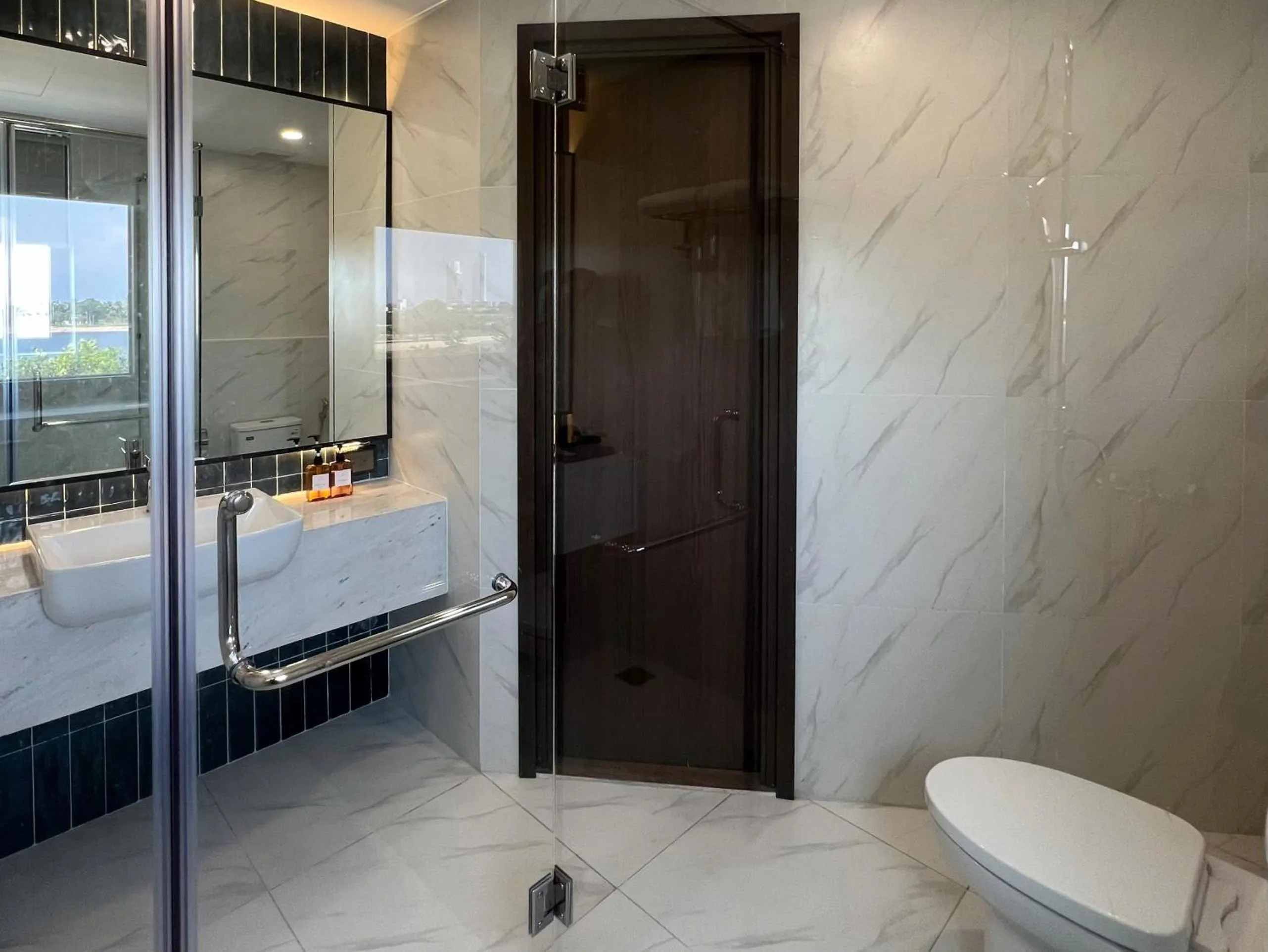 Toilet in Glamour Boutique Hotel