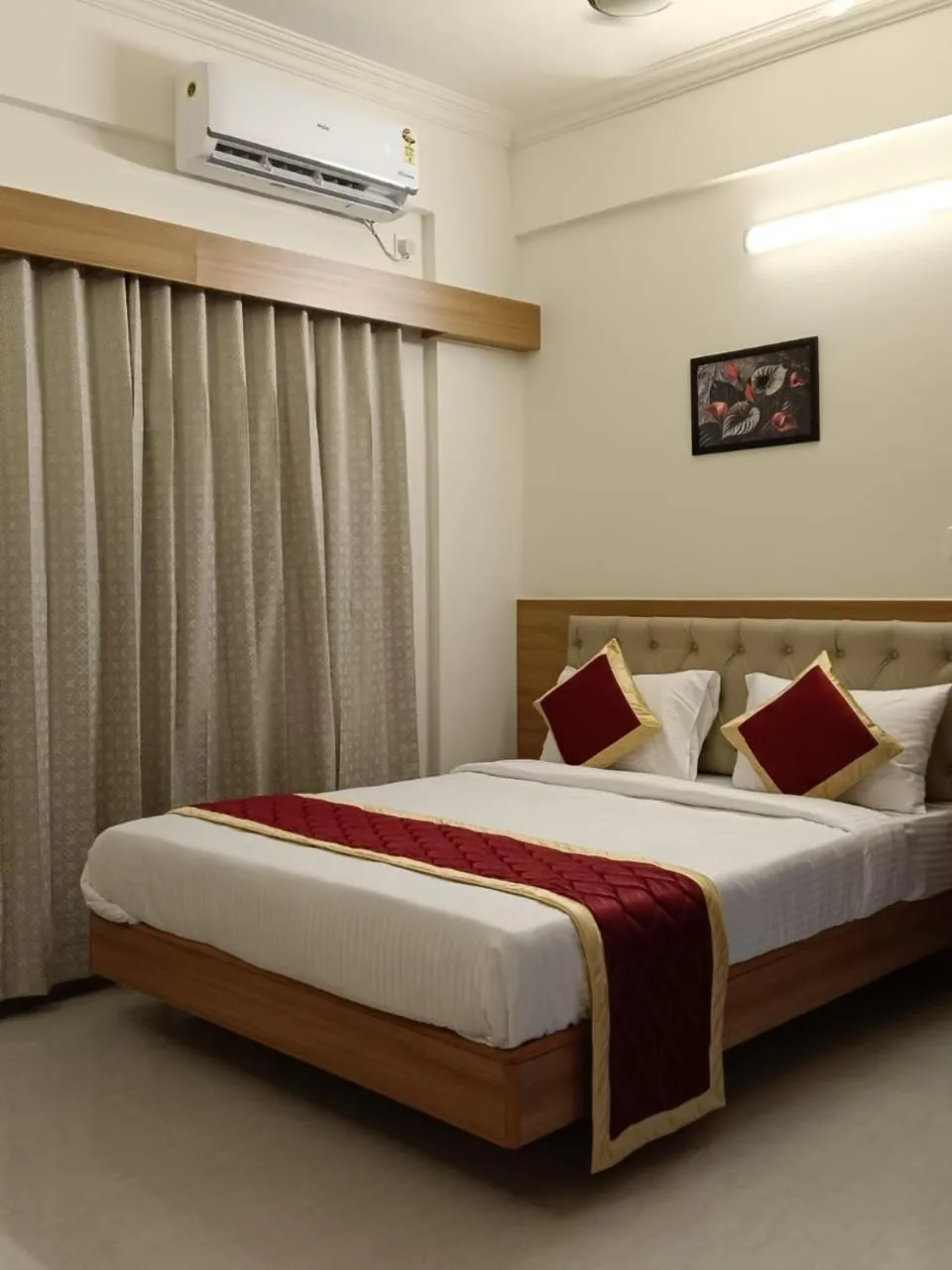 Bed in Krishna Inn