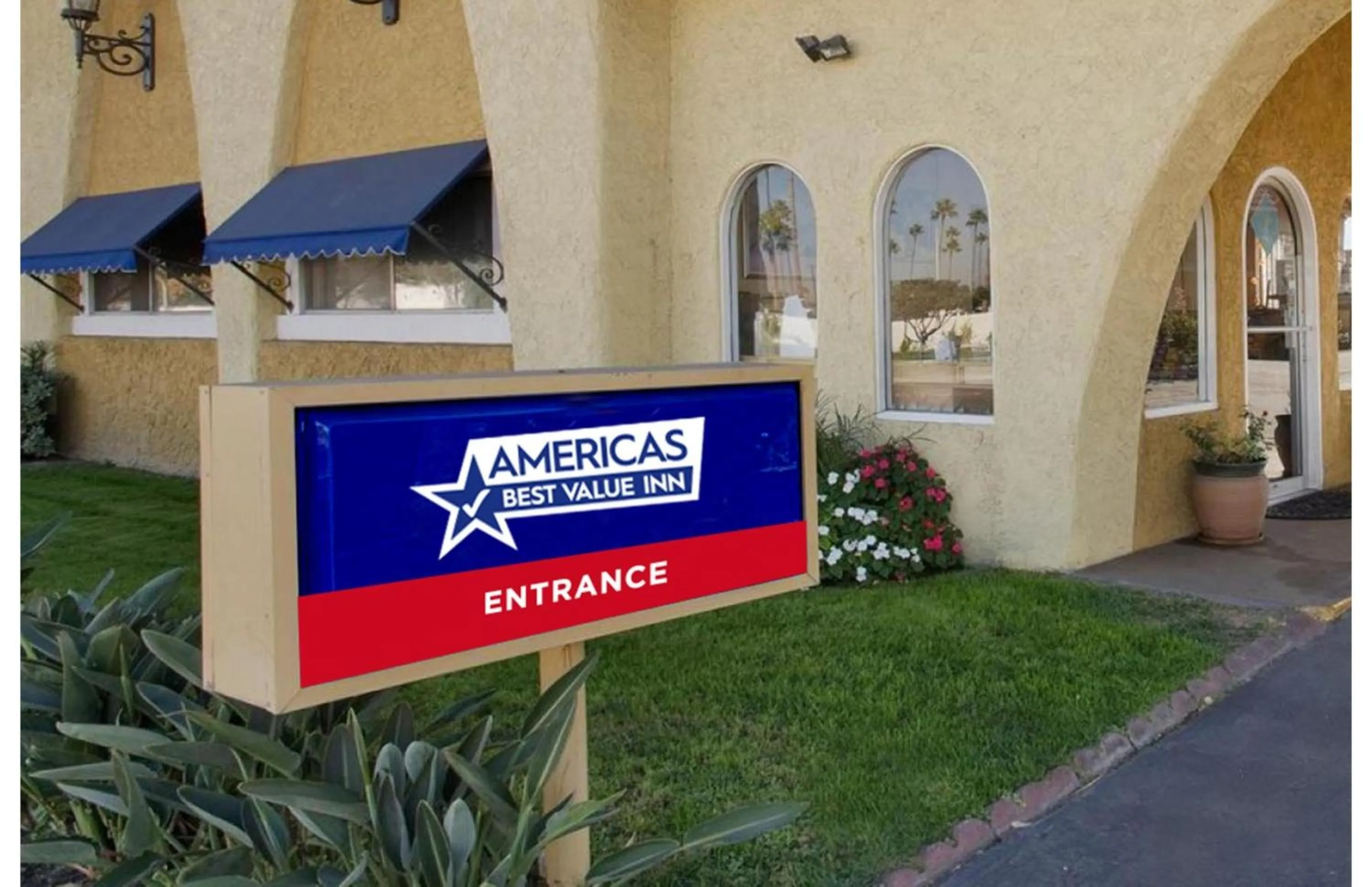 Property building in Americas Best Value Inn & Suites Corpus Christi