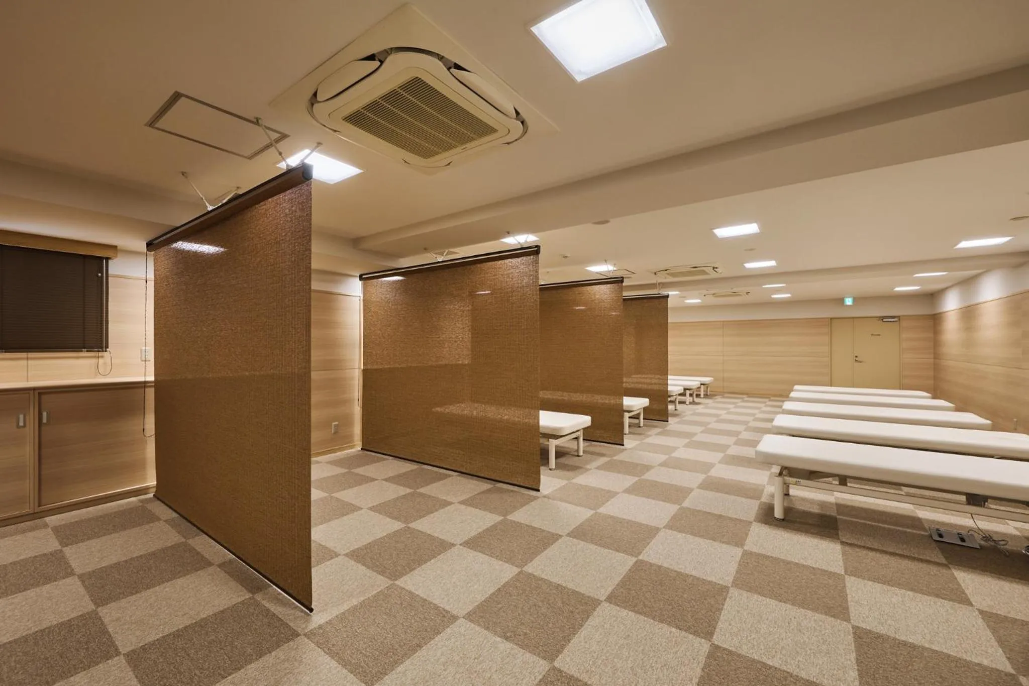 Massage in Sauna & Capsule Hotel Rumor Plaza