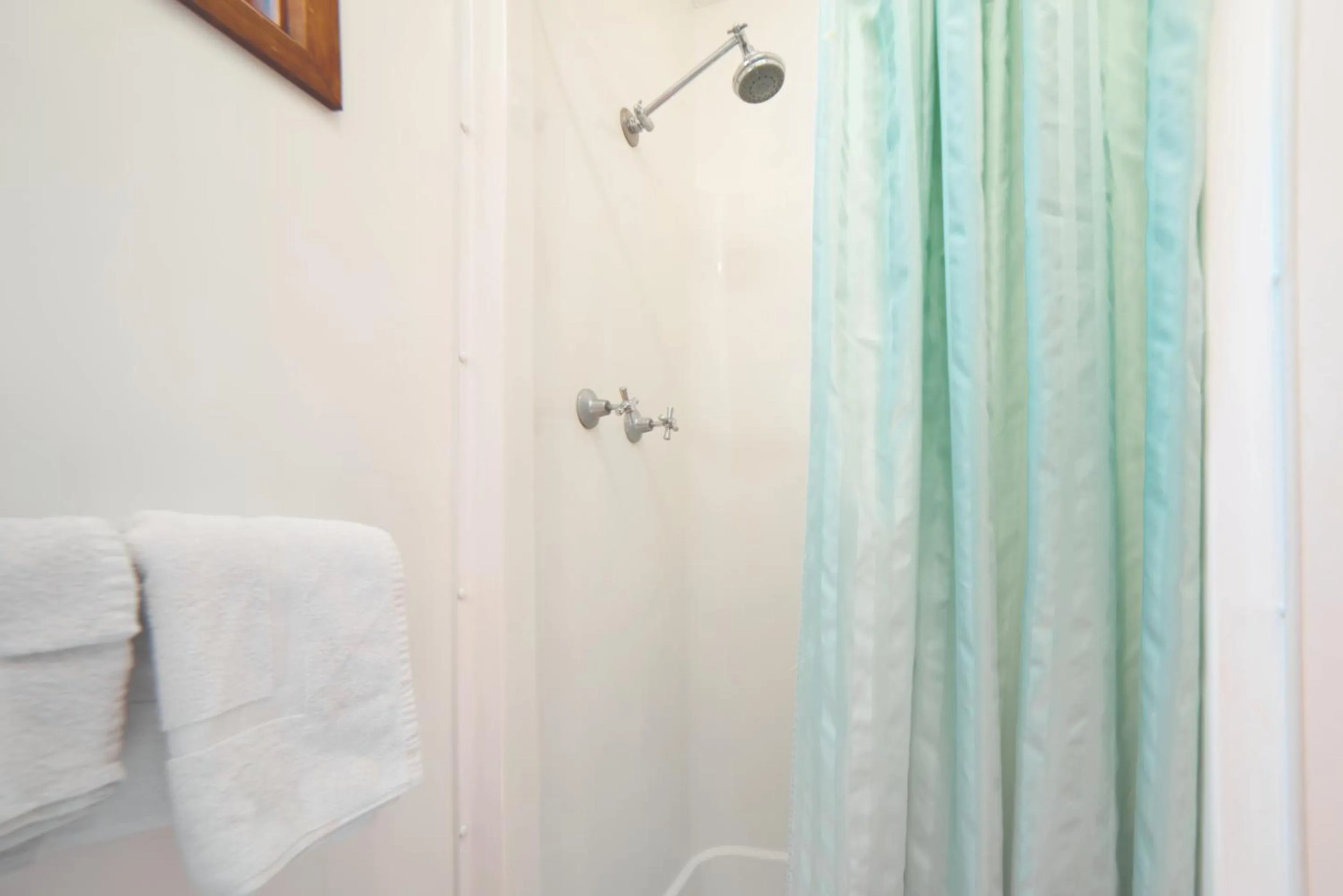 Shower in Echo Holiday Parks - Naracoorte