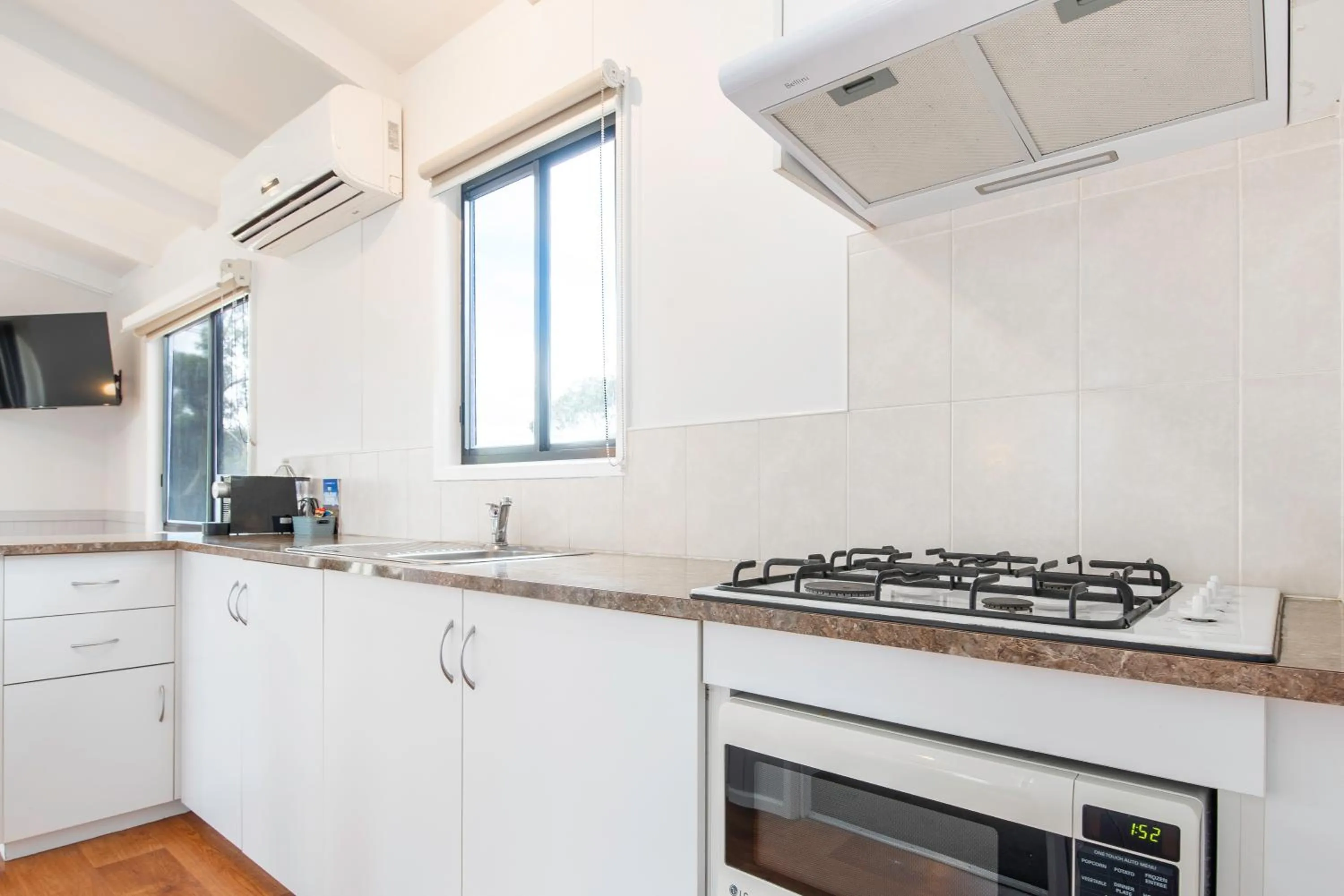 kitchen in Echo Holiday Parks - Naracoorte