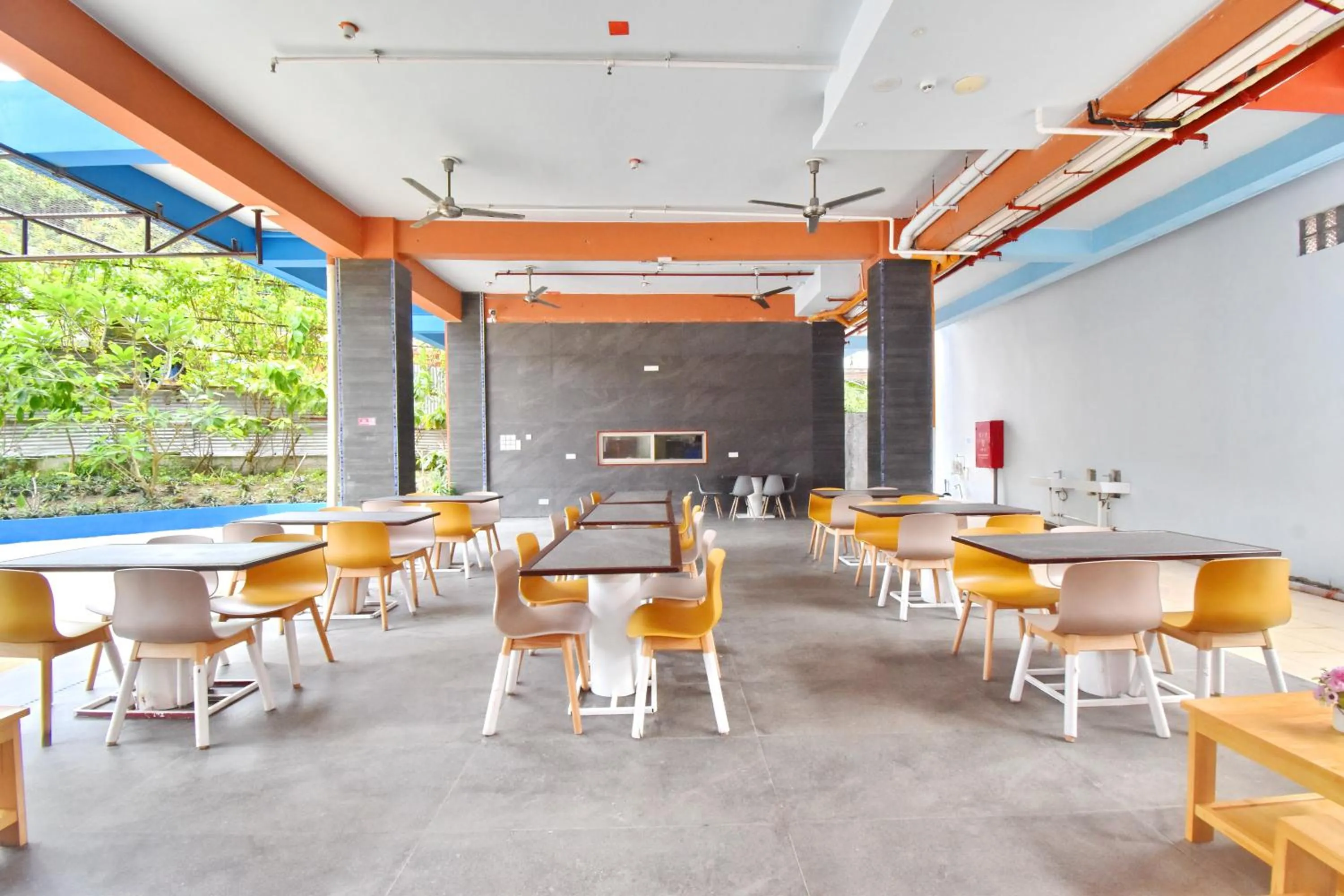 Restaurant/places to eat in OSEIDON HOTEL BORACAY