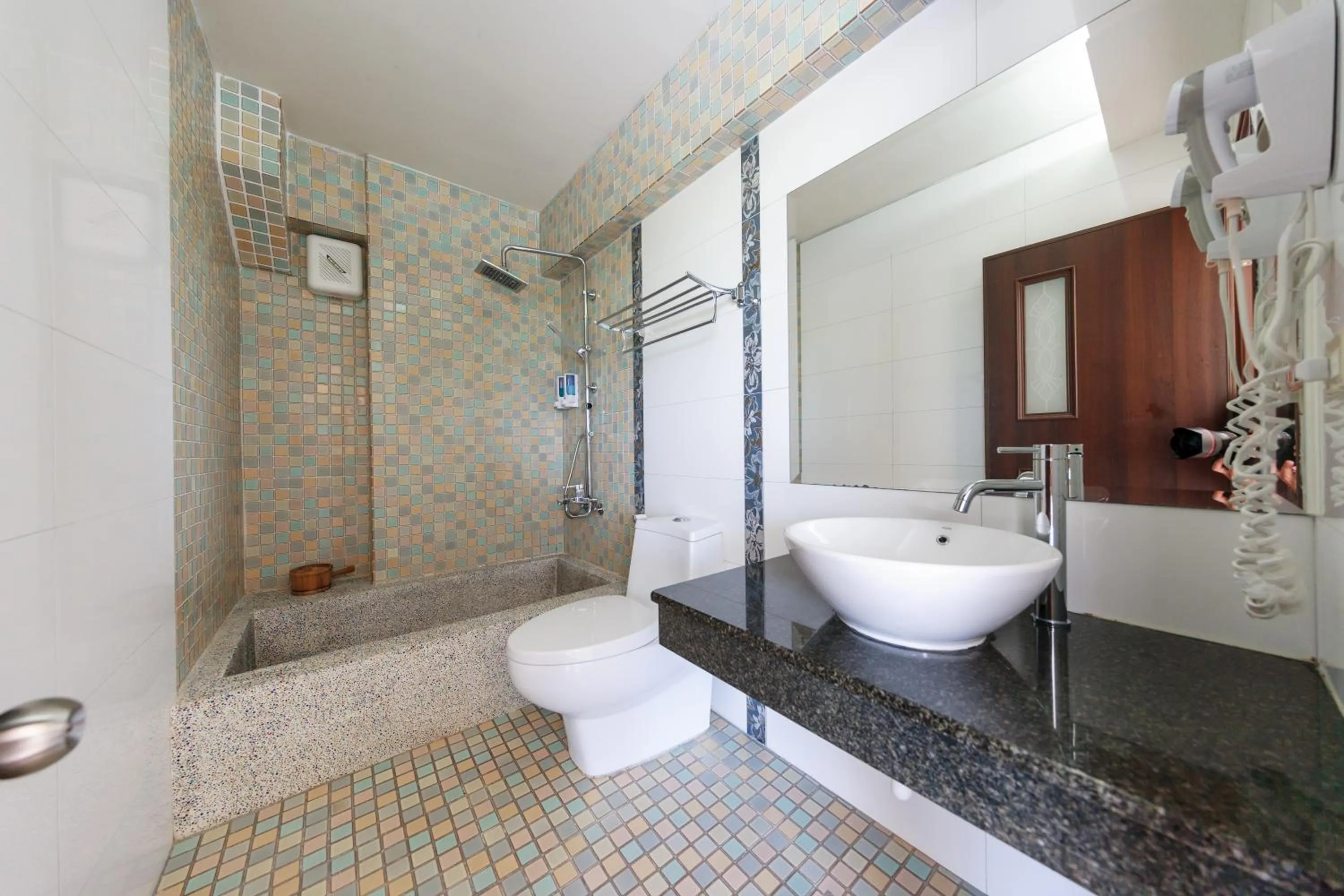 Bathroom in Green Yard B&B