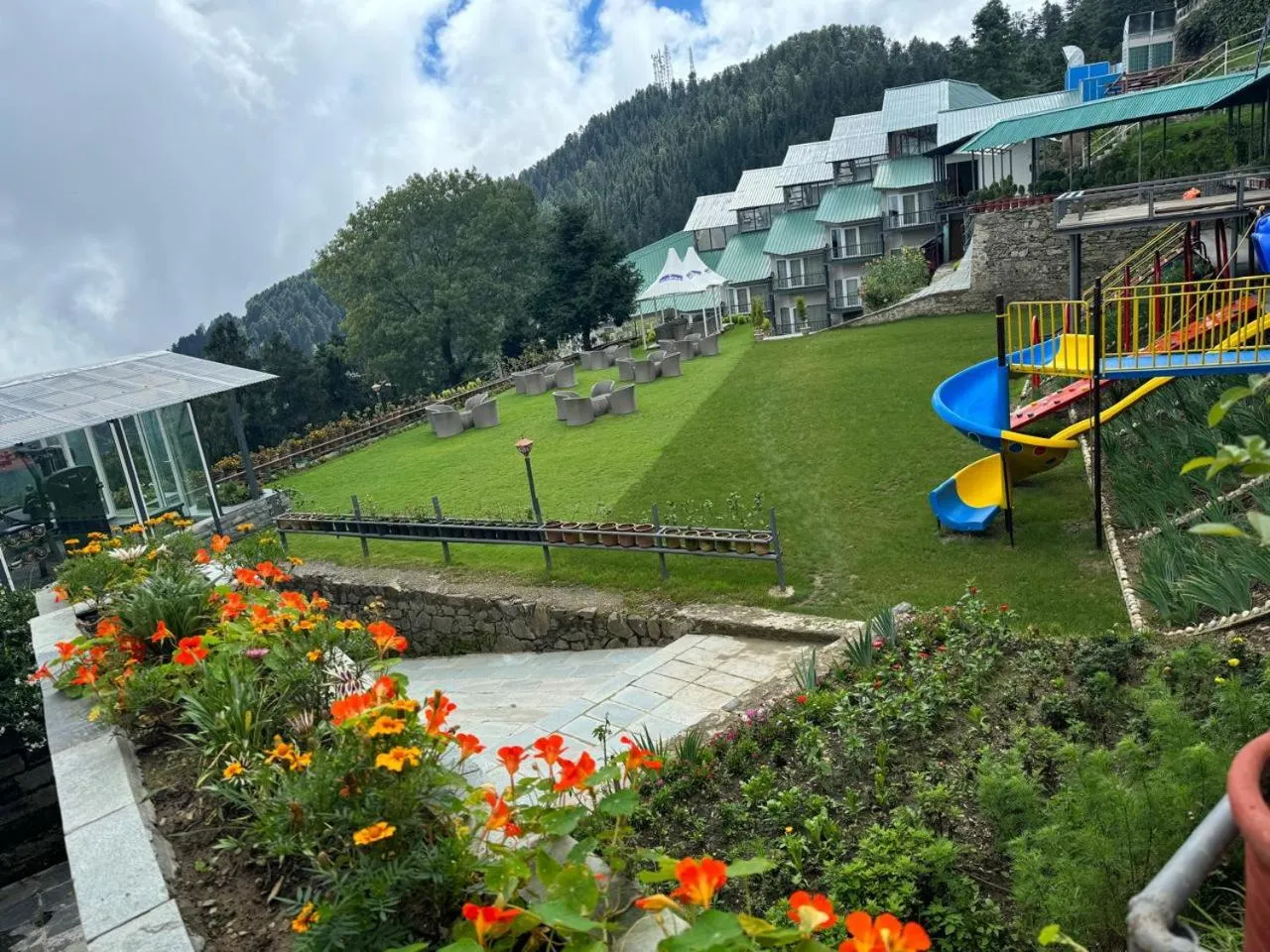 Garden in Kufri Heritage Resort & Spa