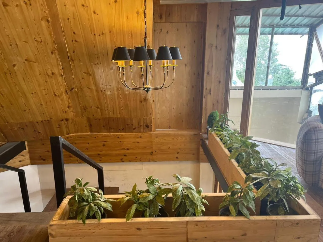 Restaurant/places to eat in Kufri Heritage Resort & Spa