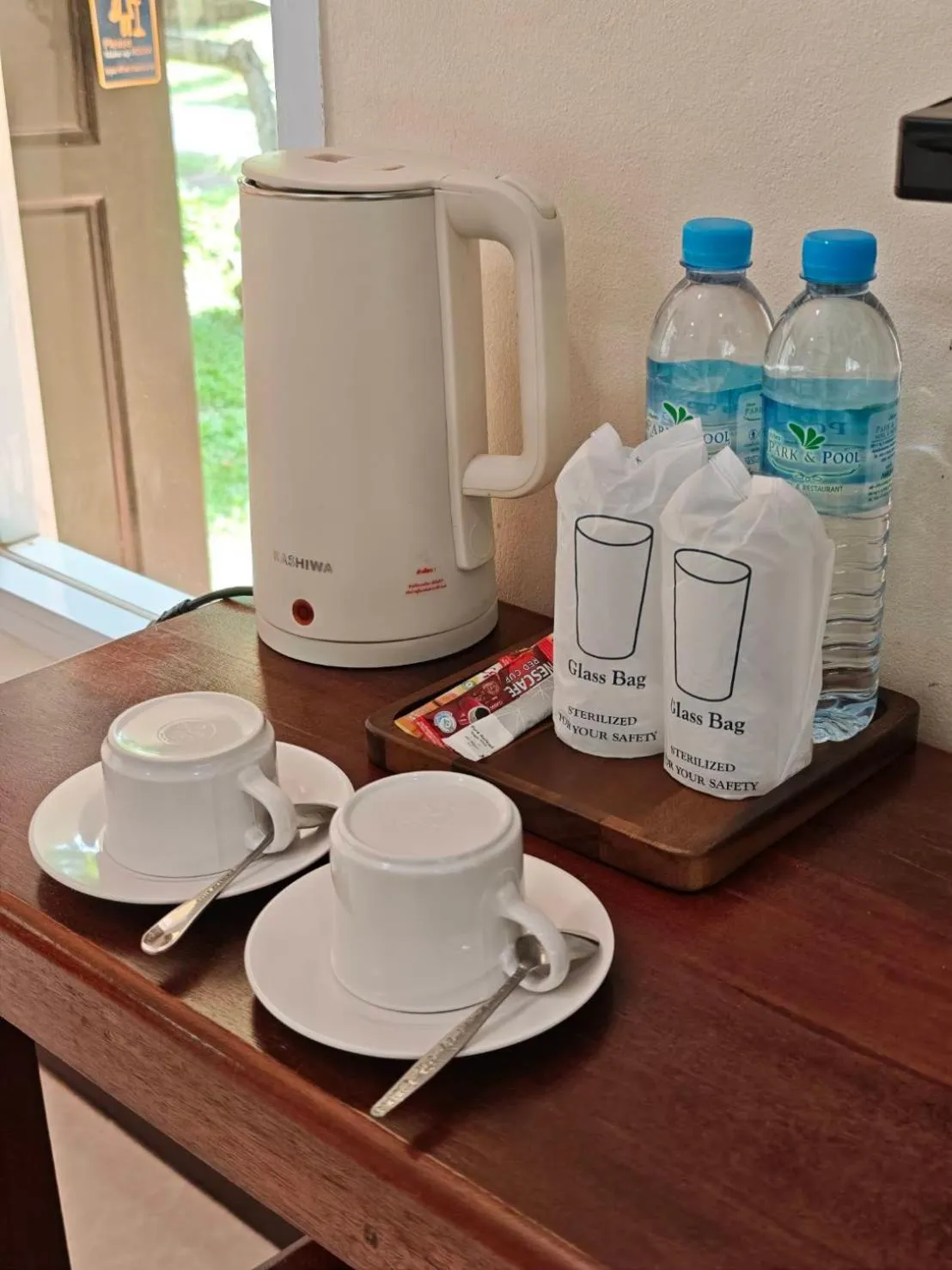 Coffee/tea facilities in Park & Pool Resort