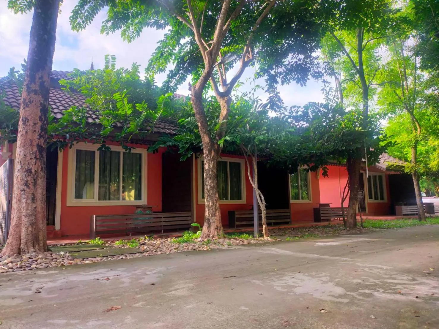 Property building in Park & Pool Resort